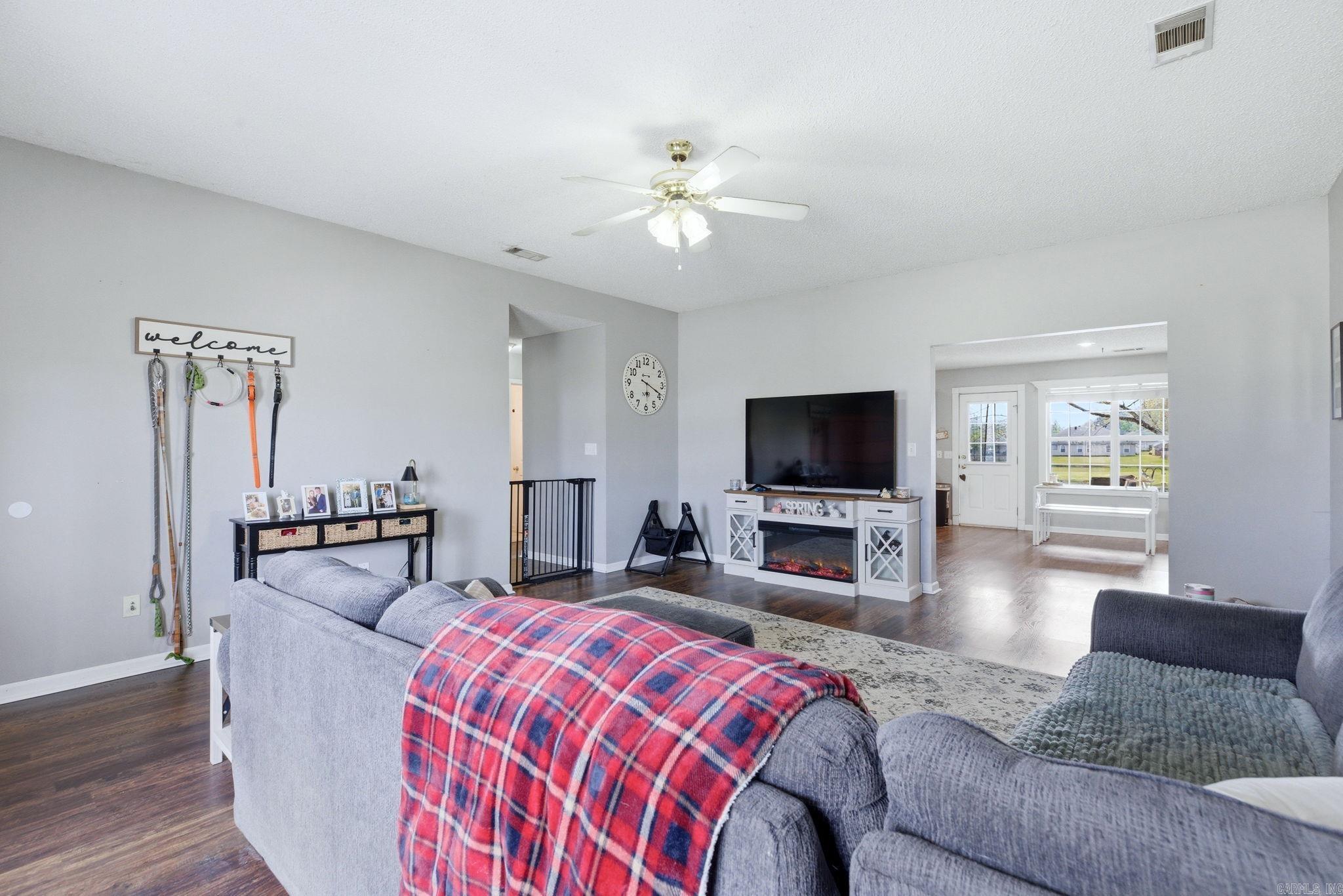 319 lamplighter  Benton, AR