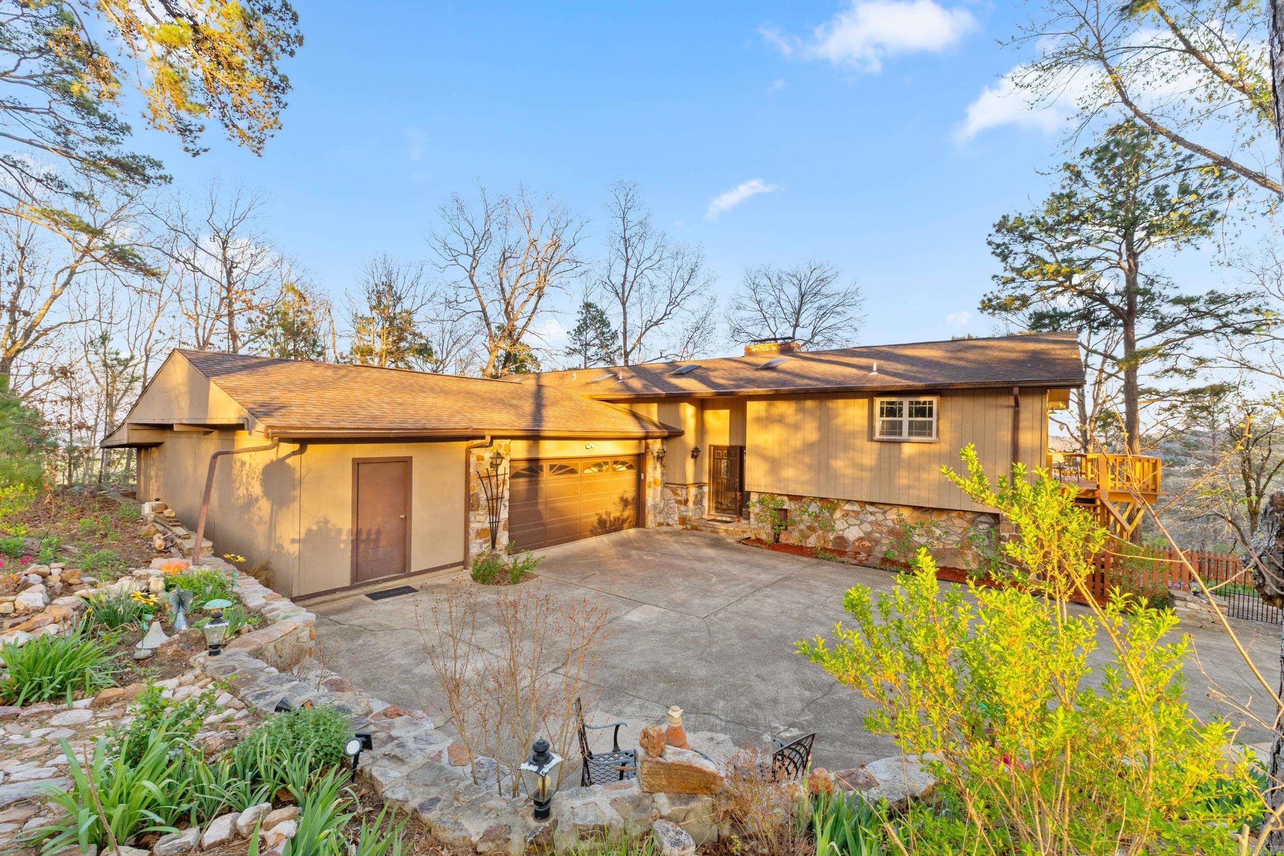 32 Wintergreen Lane  Norfork, AR