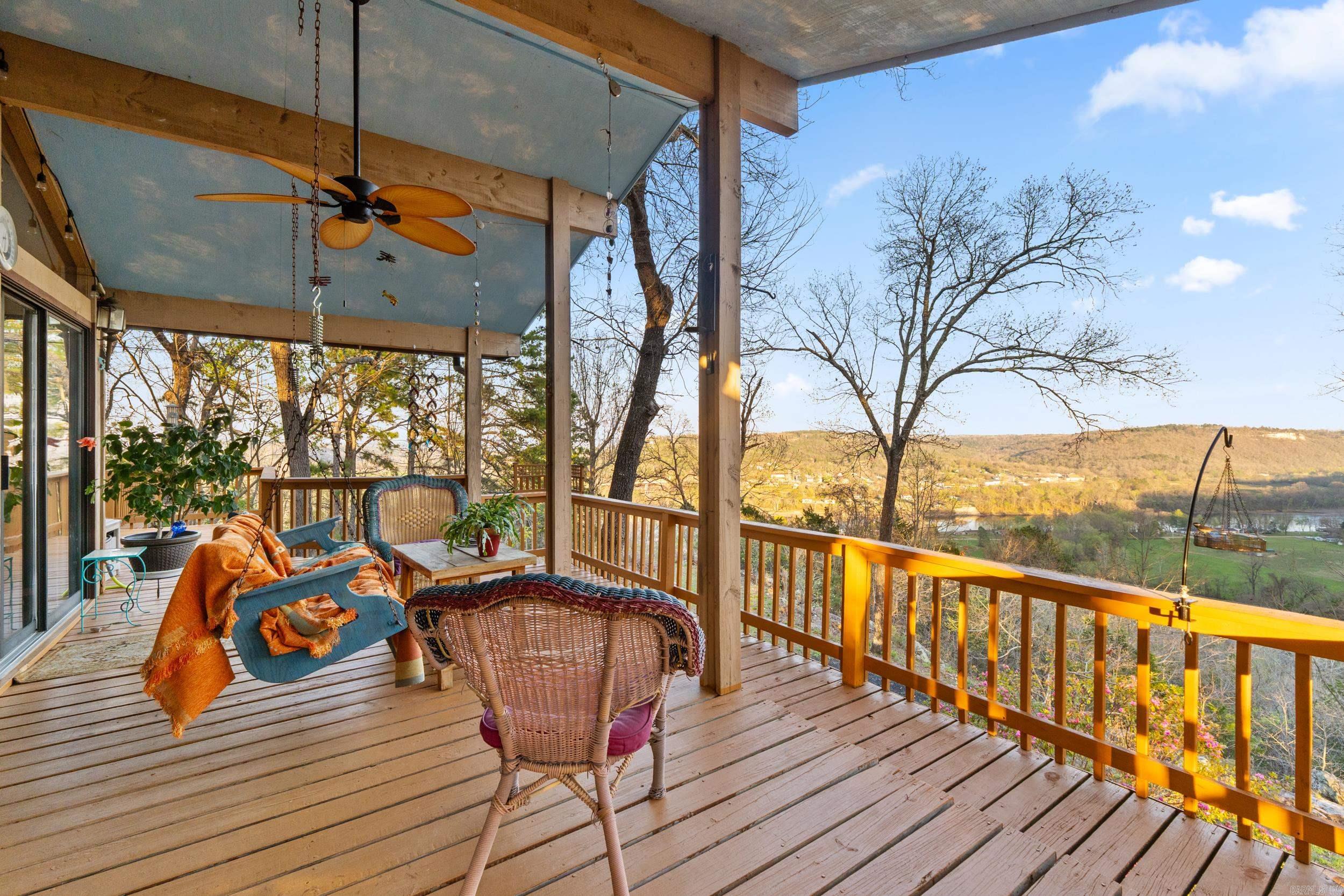 32 Wintergreen Lane  Norfork, AR