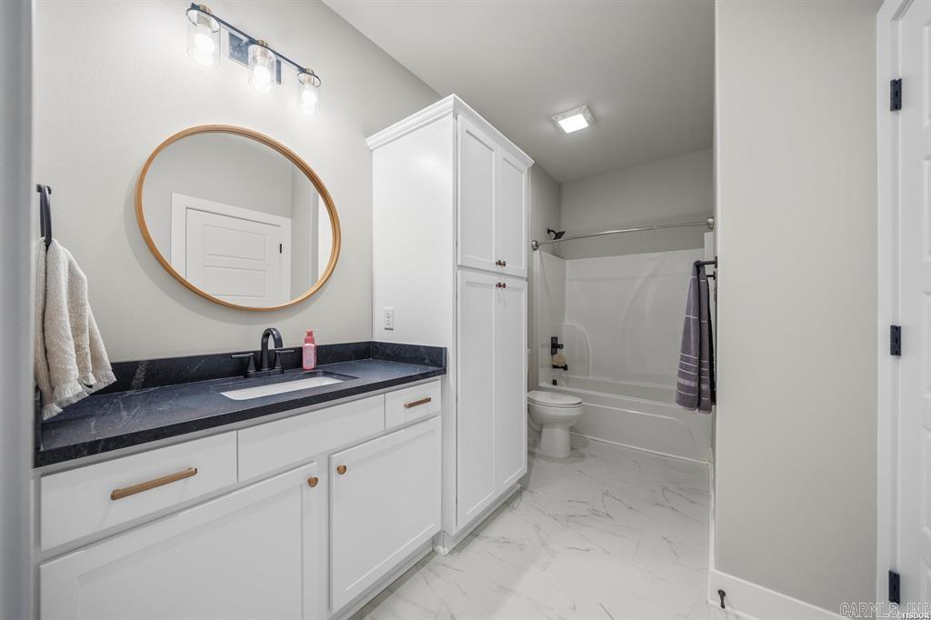 161 Clearwater  Hot Springs, AR