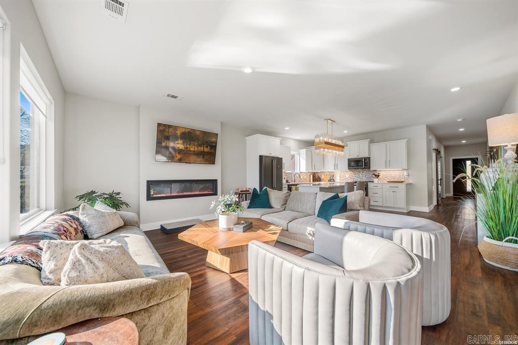 161 Clearwater  Hot Springs, AR