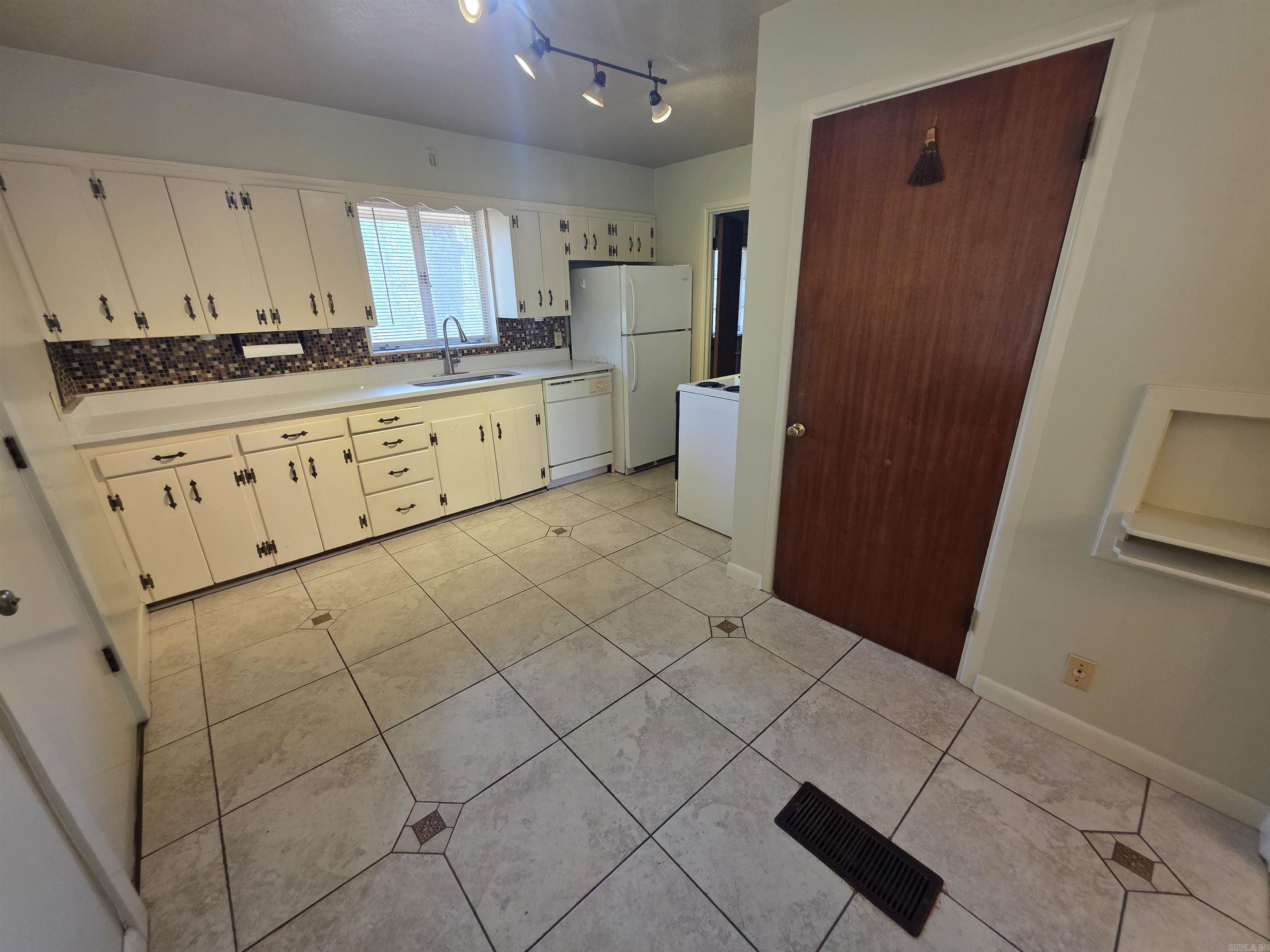 46 Glenmere  Little Rock, AR