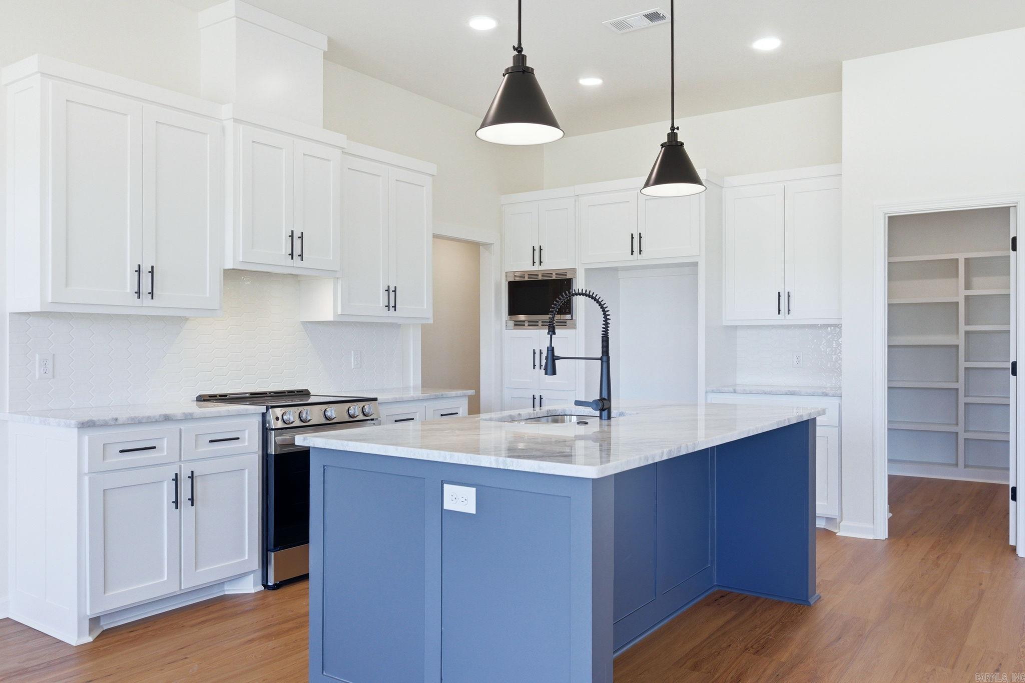 180 Kelton  Hensley, AR