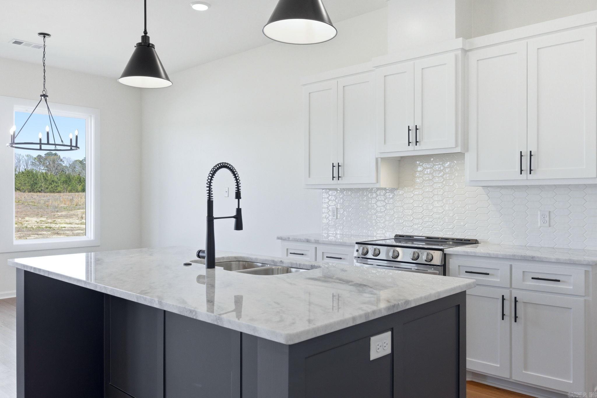 180 Kelton  Hensley, AR