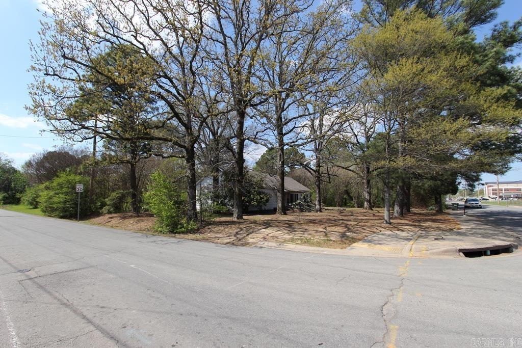 729 South German  Conway, AR