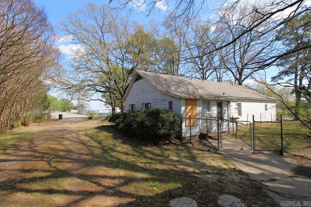 729 South German  Conway, AR