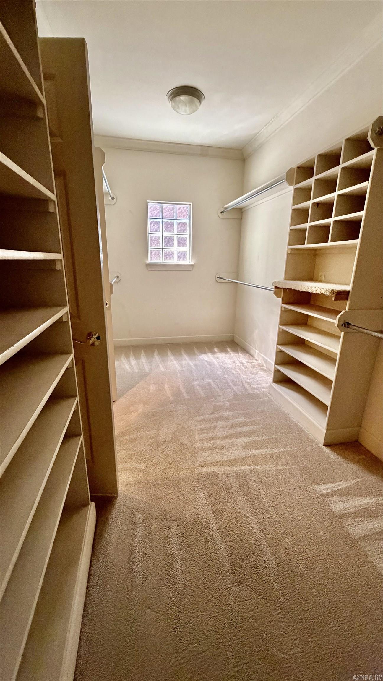 18 creekwood  North Little Rock, AR