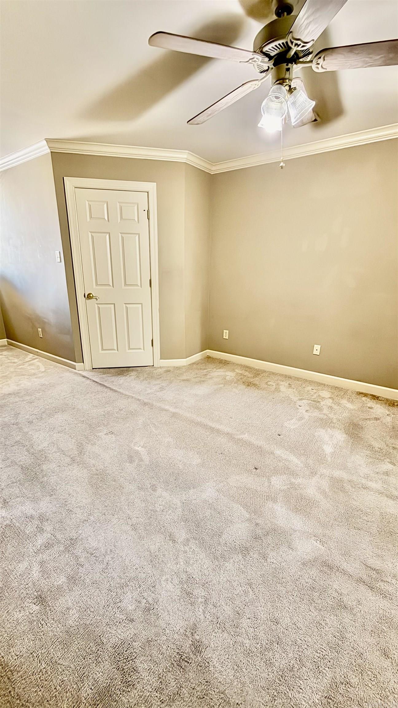 18 creekwood  North Little Rock, AR