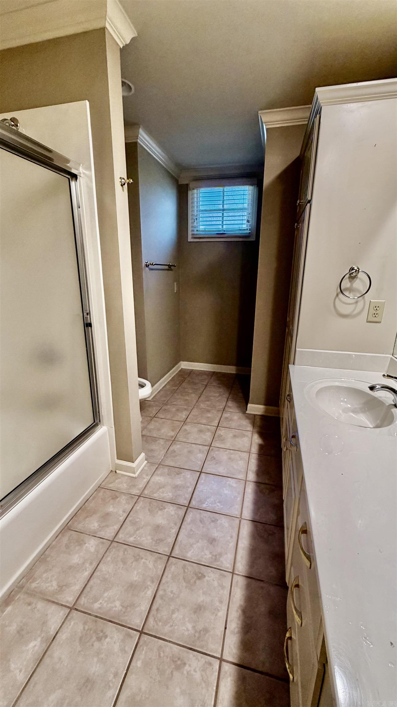 18 creekwood  North Little Rock, AR