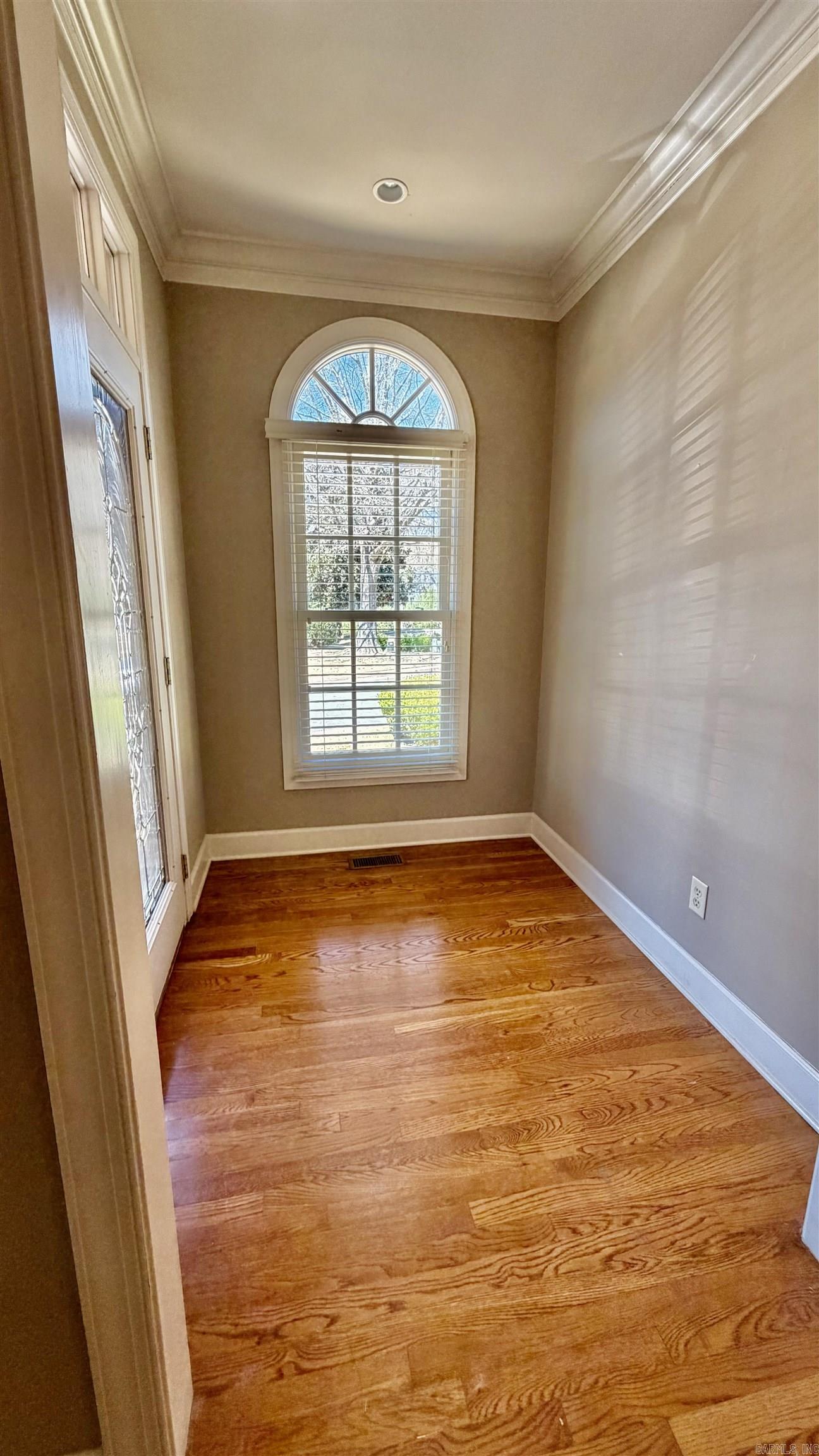 18 creekwood  North Little Rock, AR