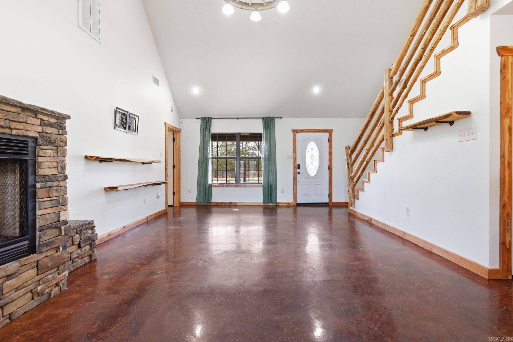 14 4th Street  Greenbrier, AR