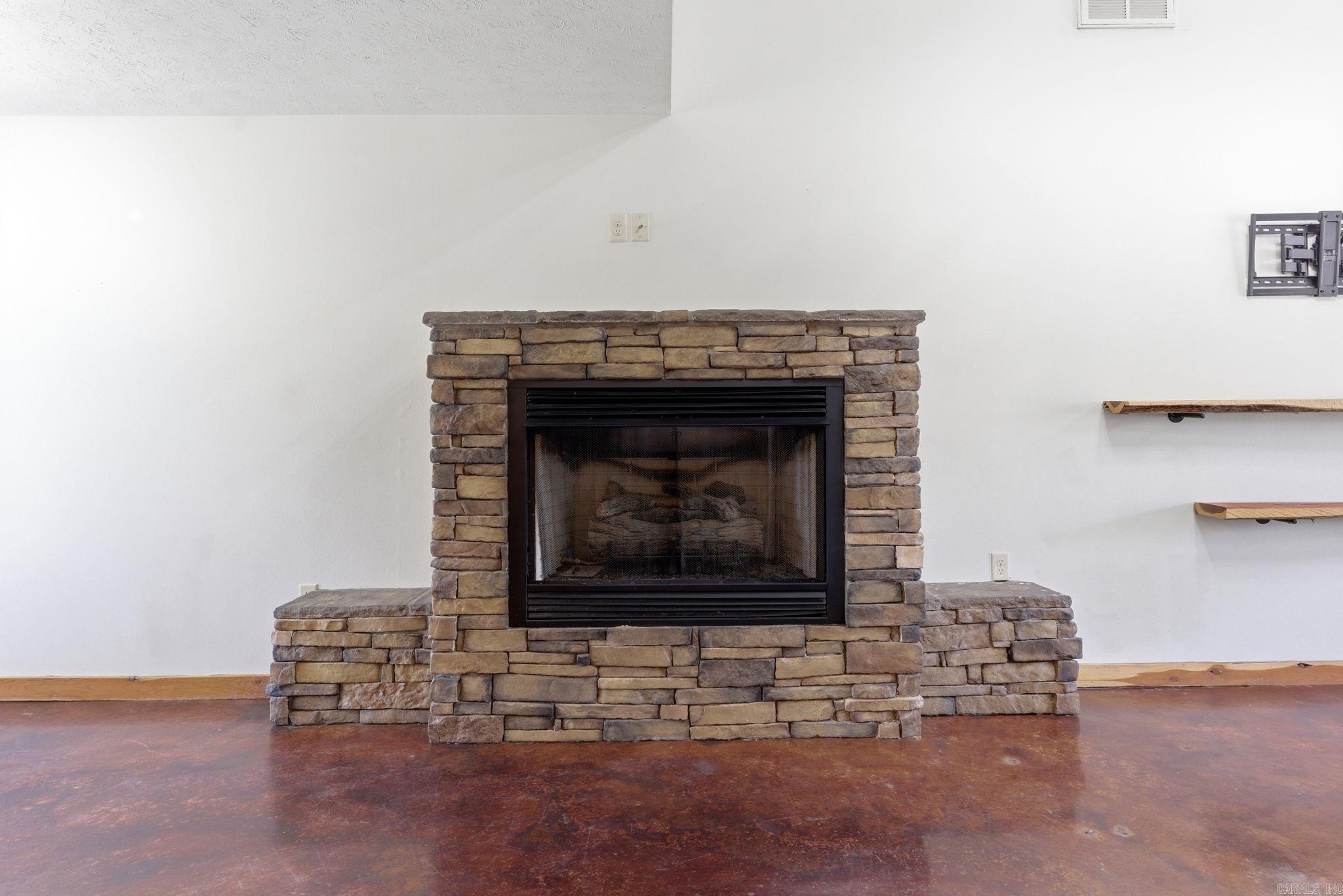 14 4th Street  Greenbrier, AR