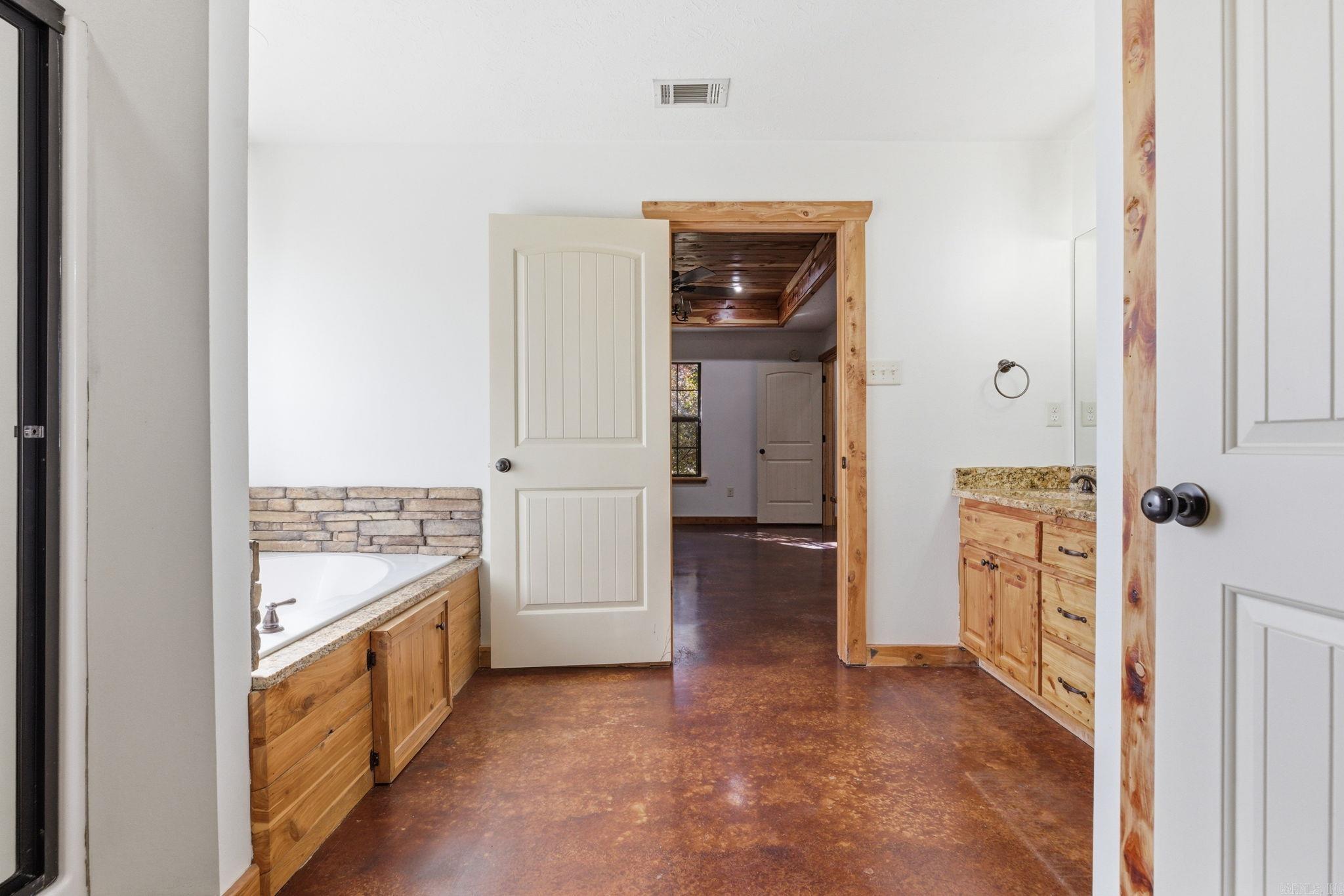 14 4th Street  Greenbrier, AR