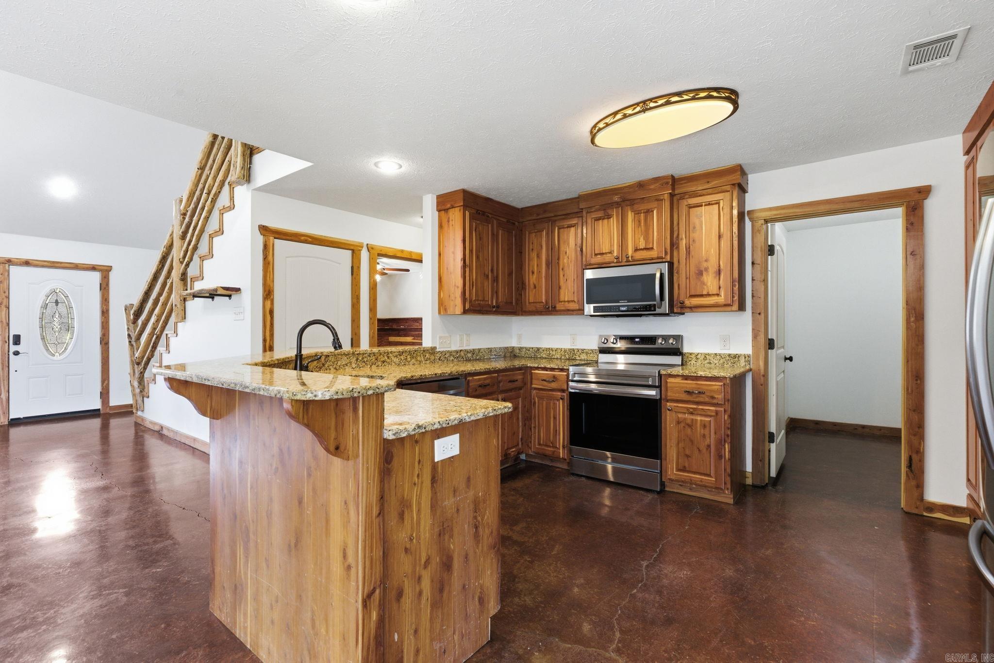 14 4th Street  Greenbrier, AR