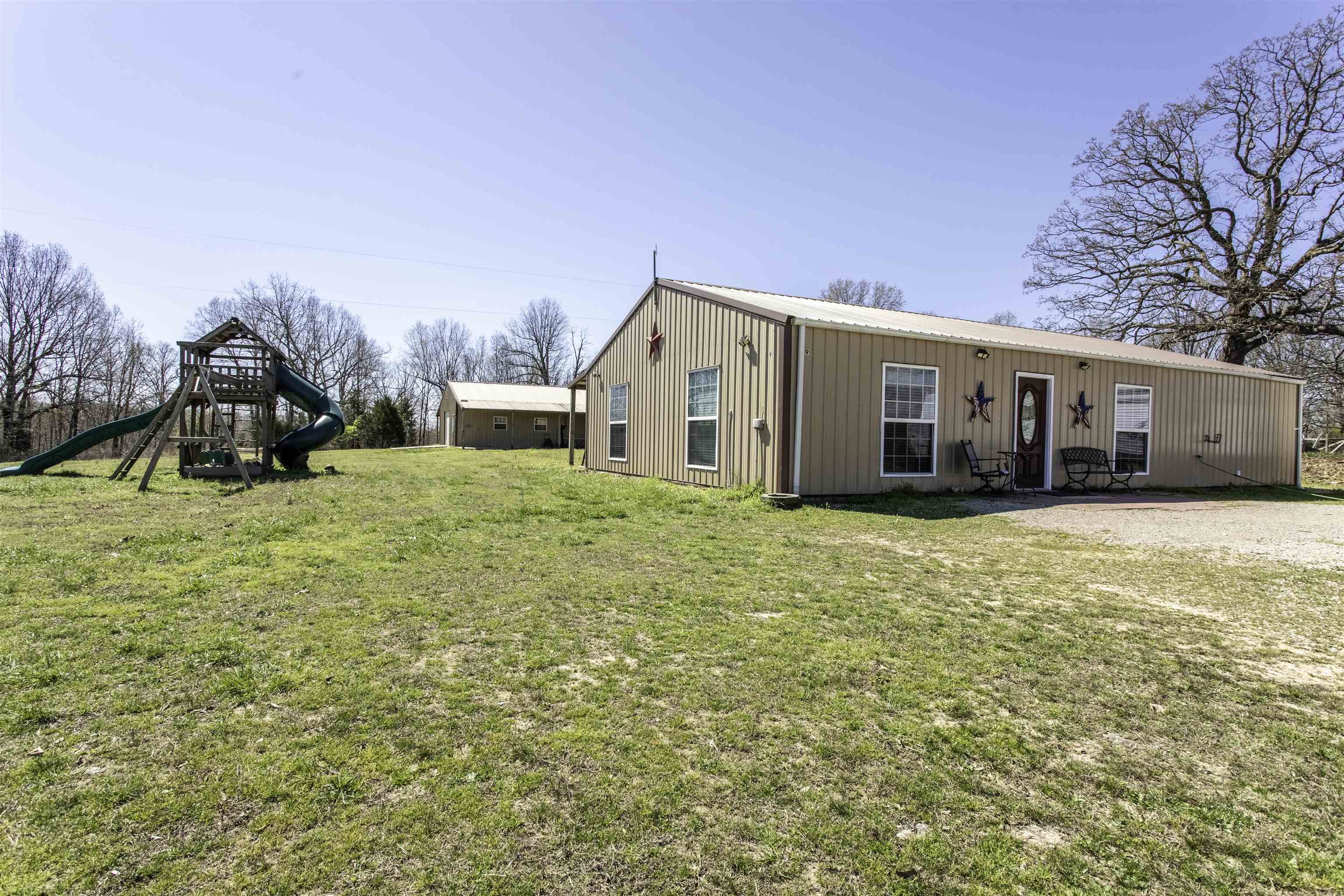 157 Alma  Highland, AR