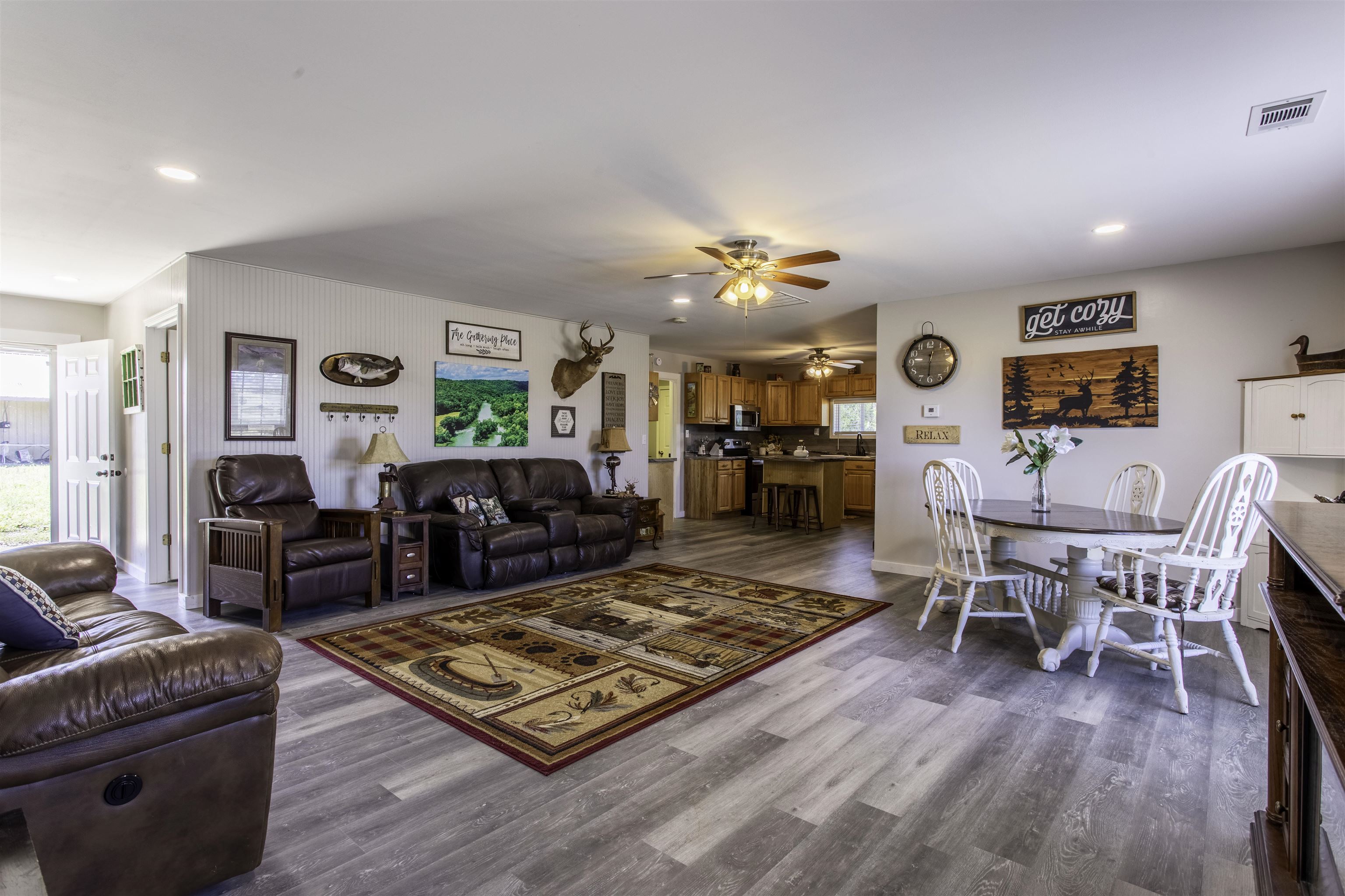 157 Alma  Highland, AR