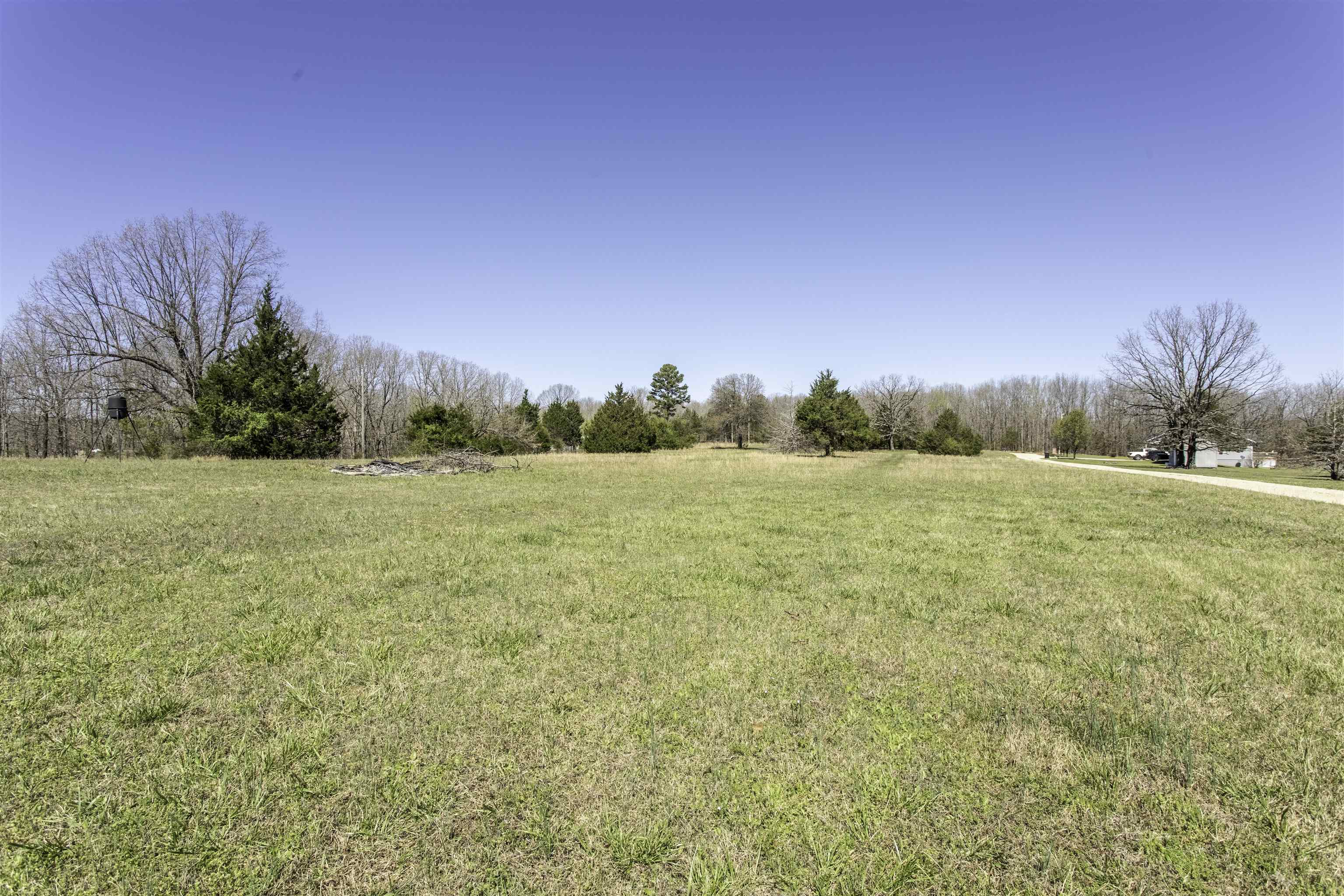 157 Alma  Highland, AR