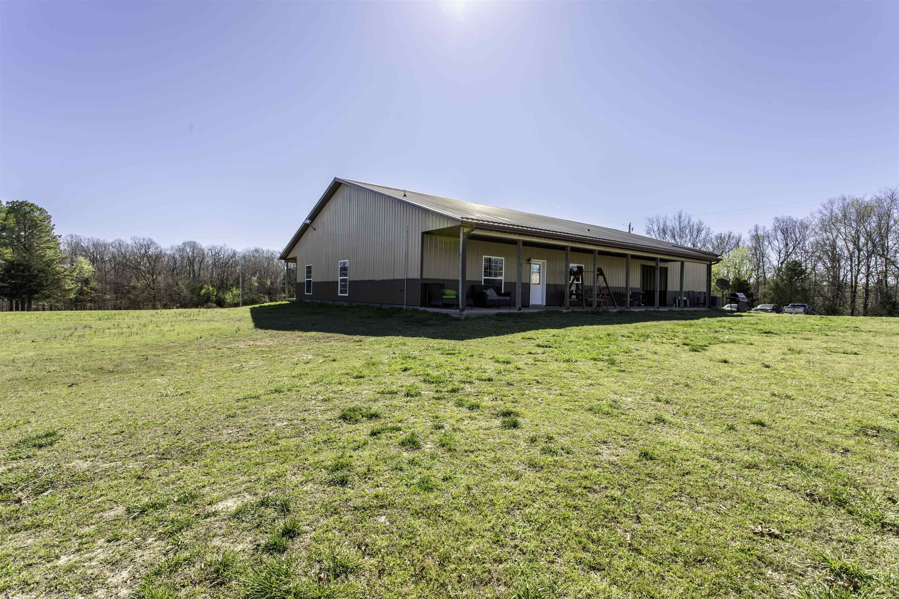 157 Alma  Highland, AR