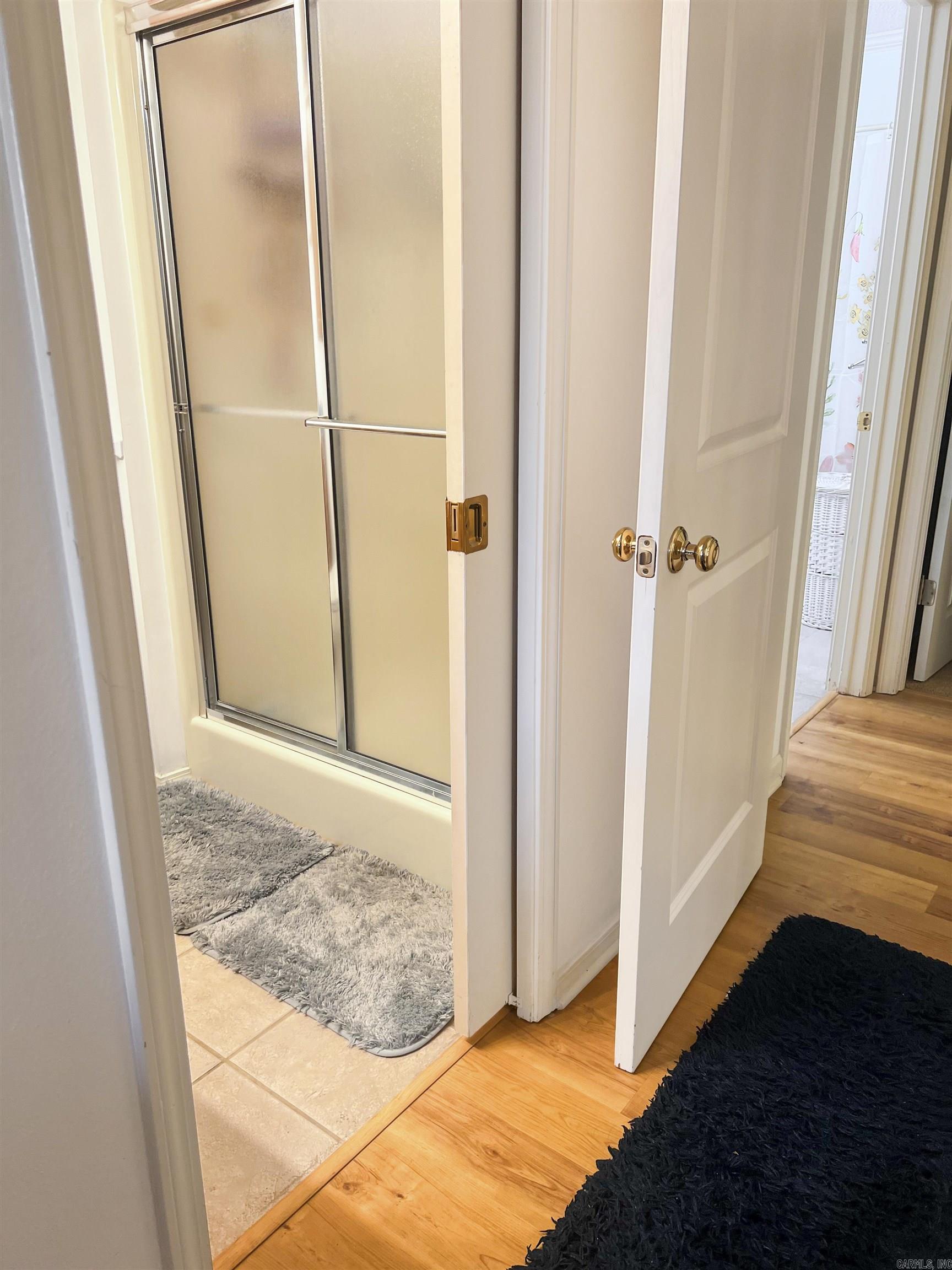 124 CORPORATE  Hot Springs, AR