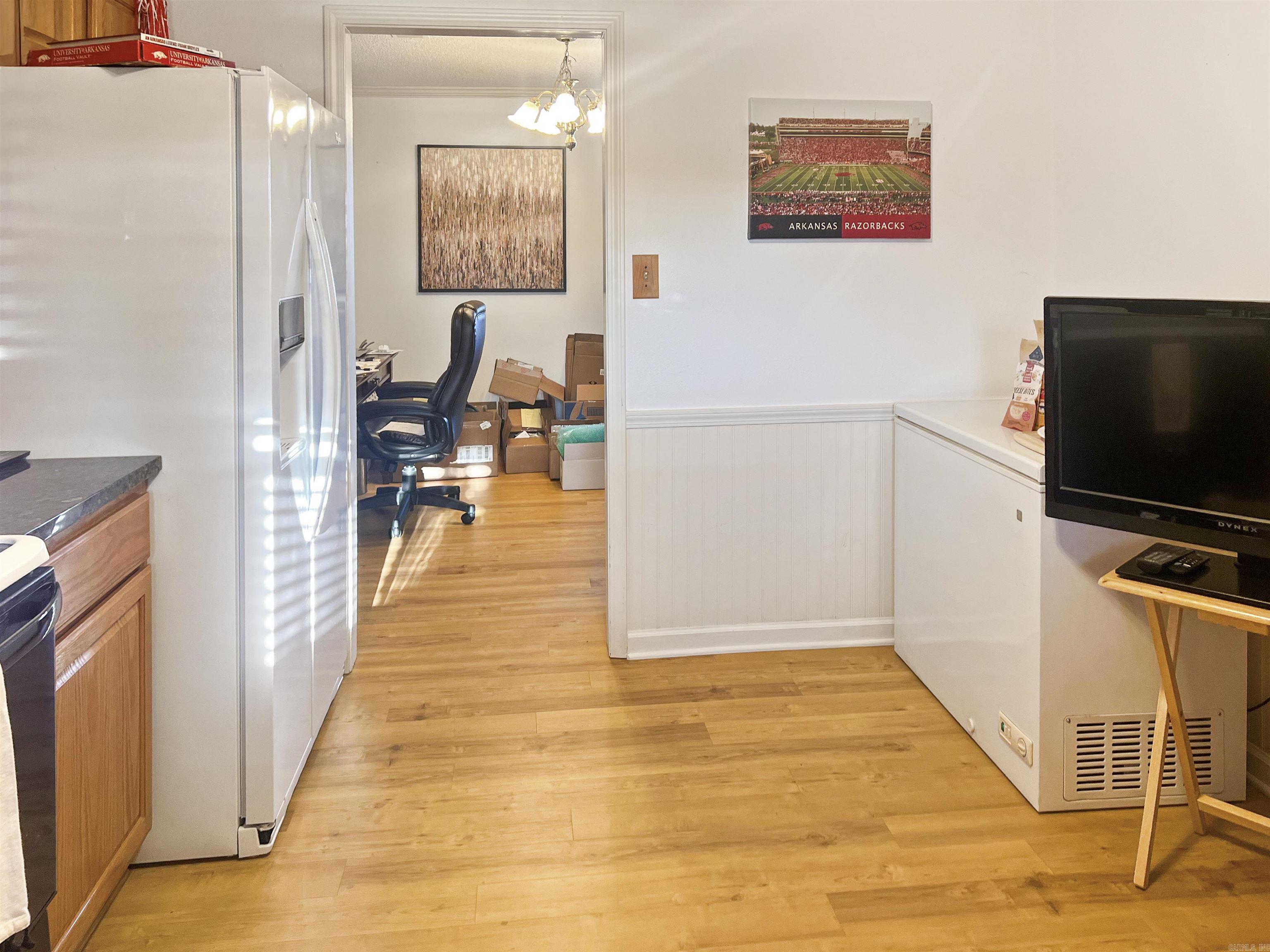 124 CORPORATE  Hot Springs, AR