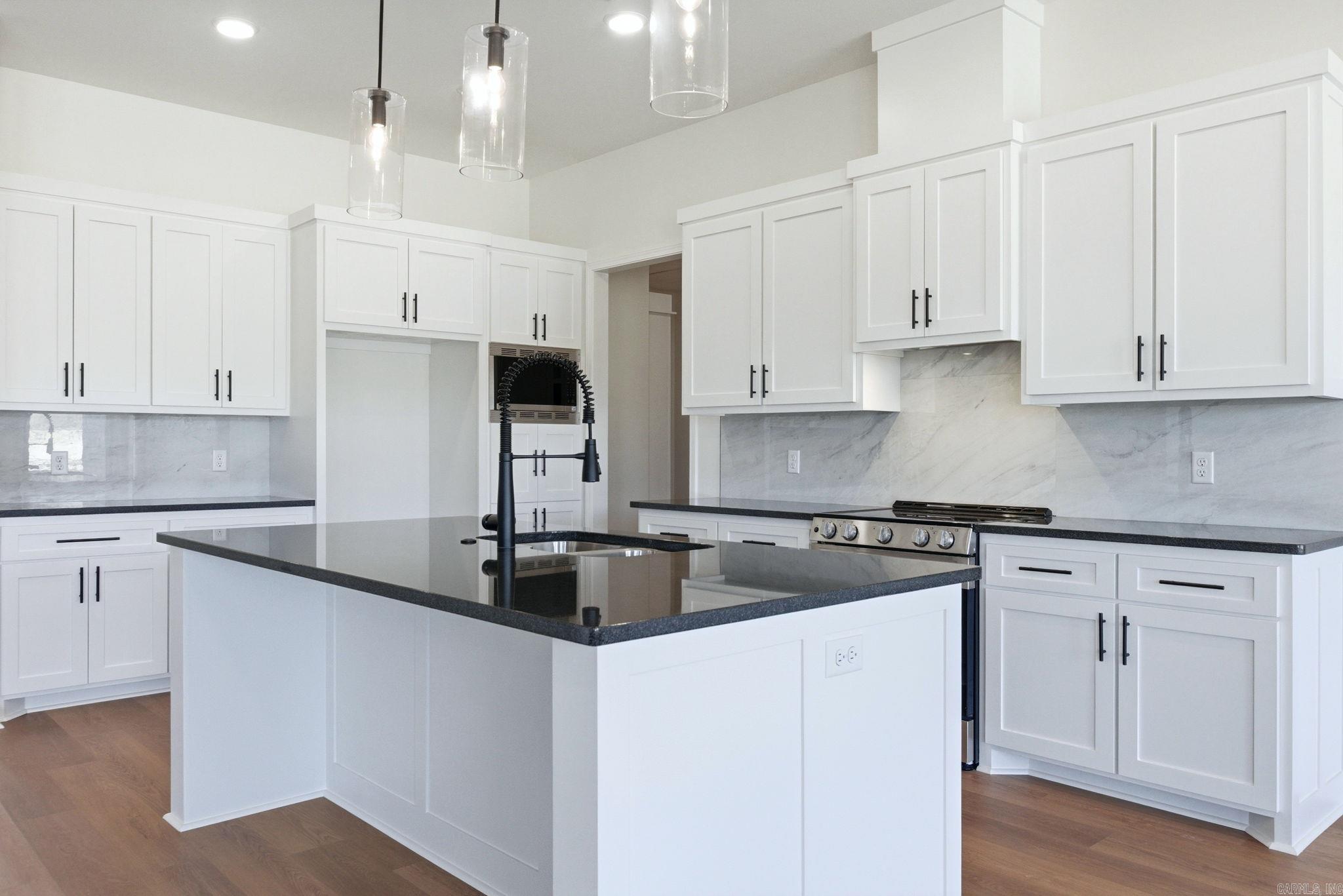 188 Kelton  Hensley, AR