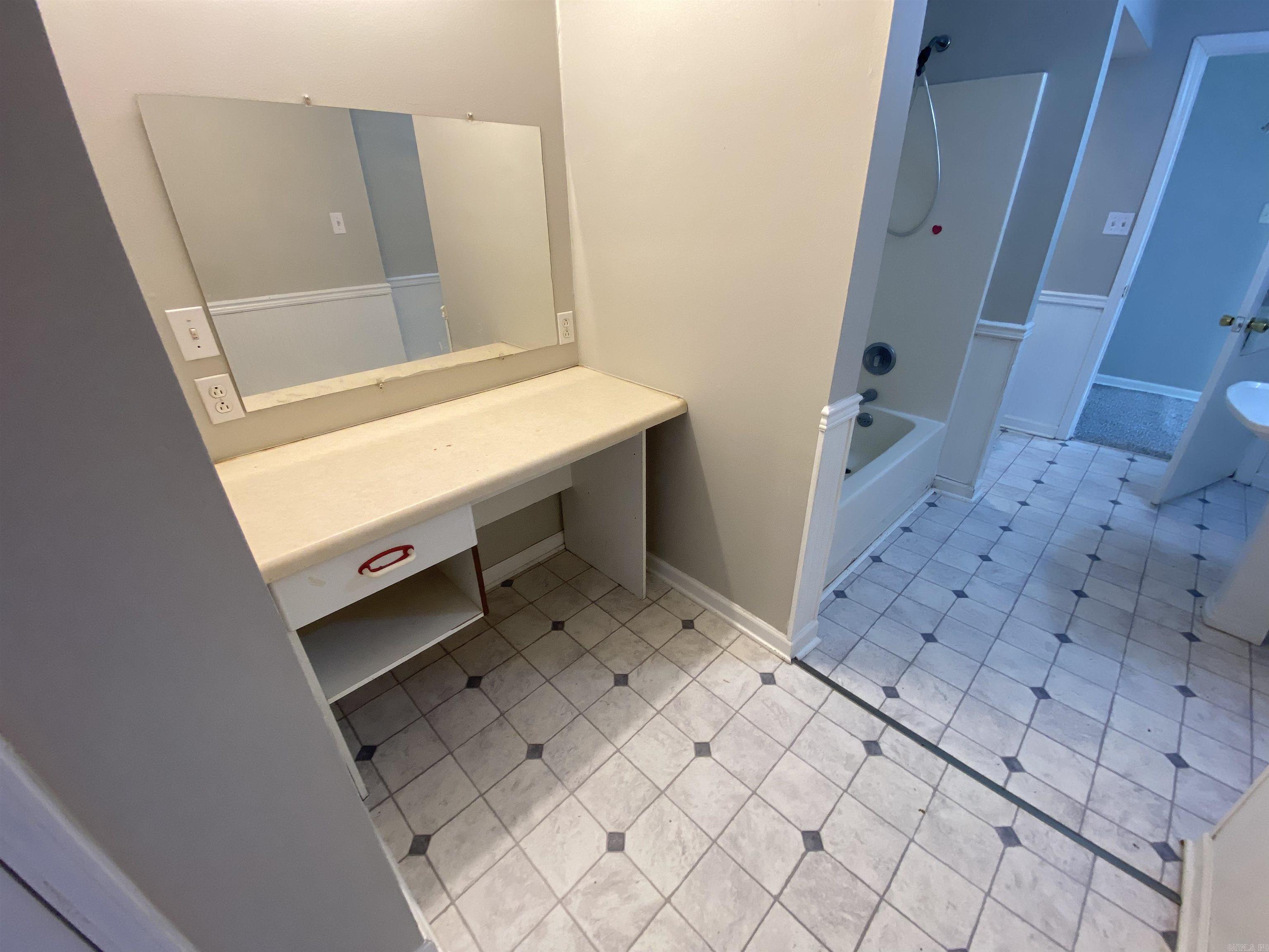 718 Tennessee  Walnut Ridge, AR