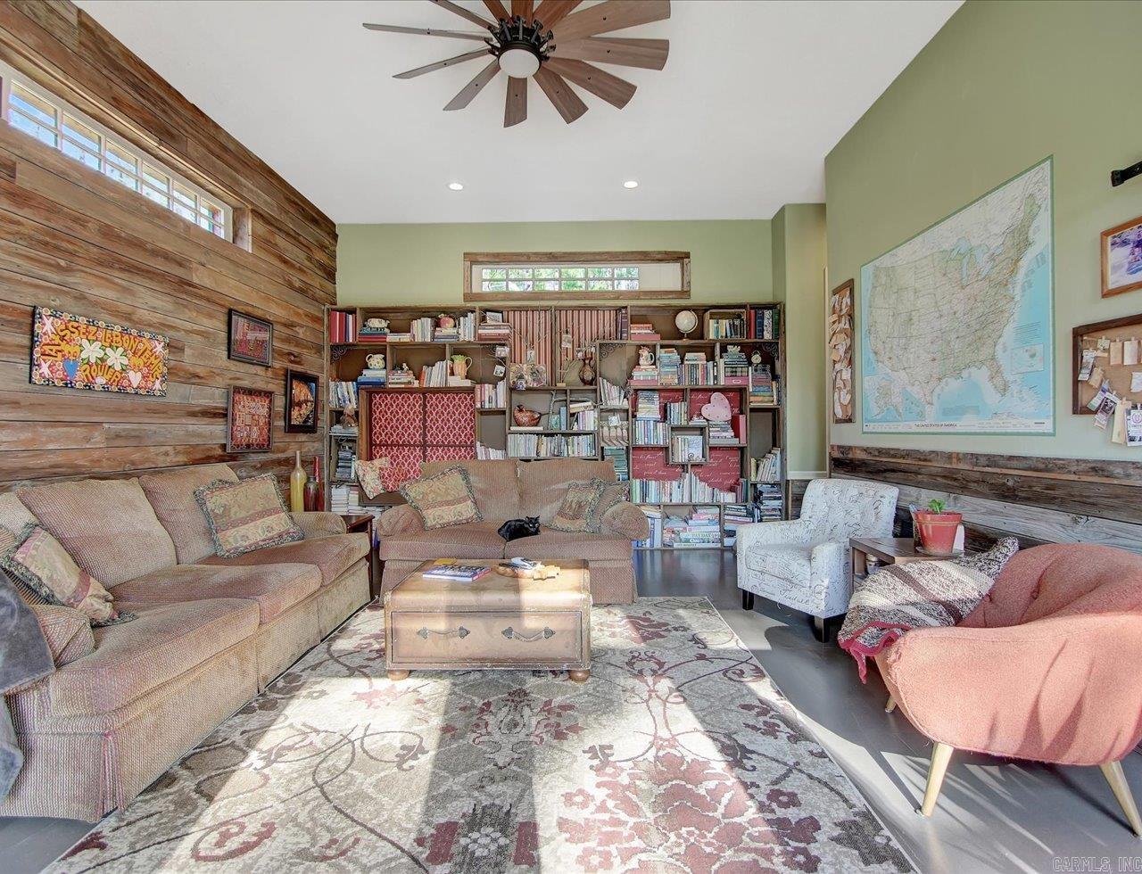 1635 Owl Creek  Royal, AR