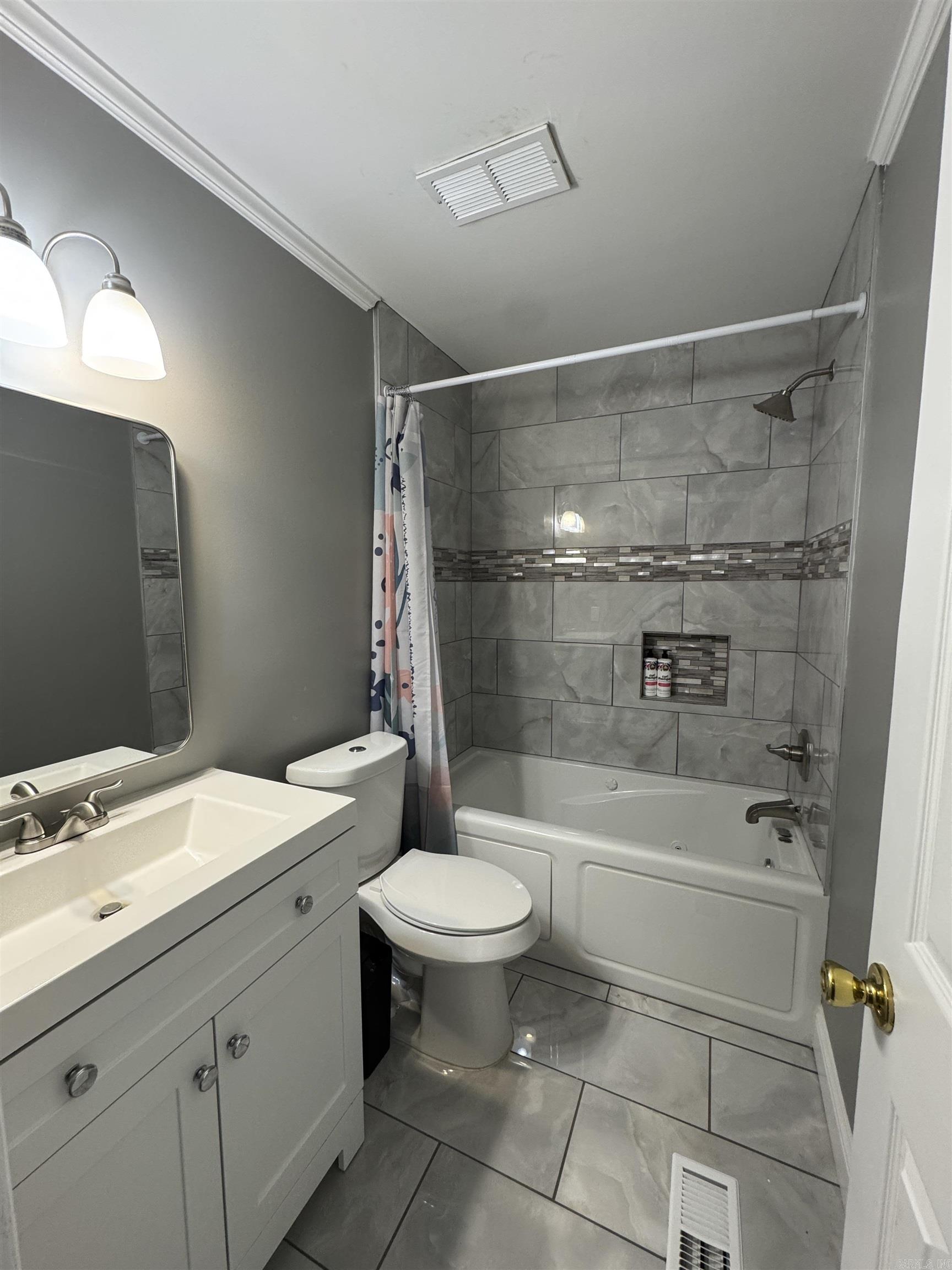 5315 Peach Leaf Cove  Little Rock, AR