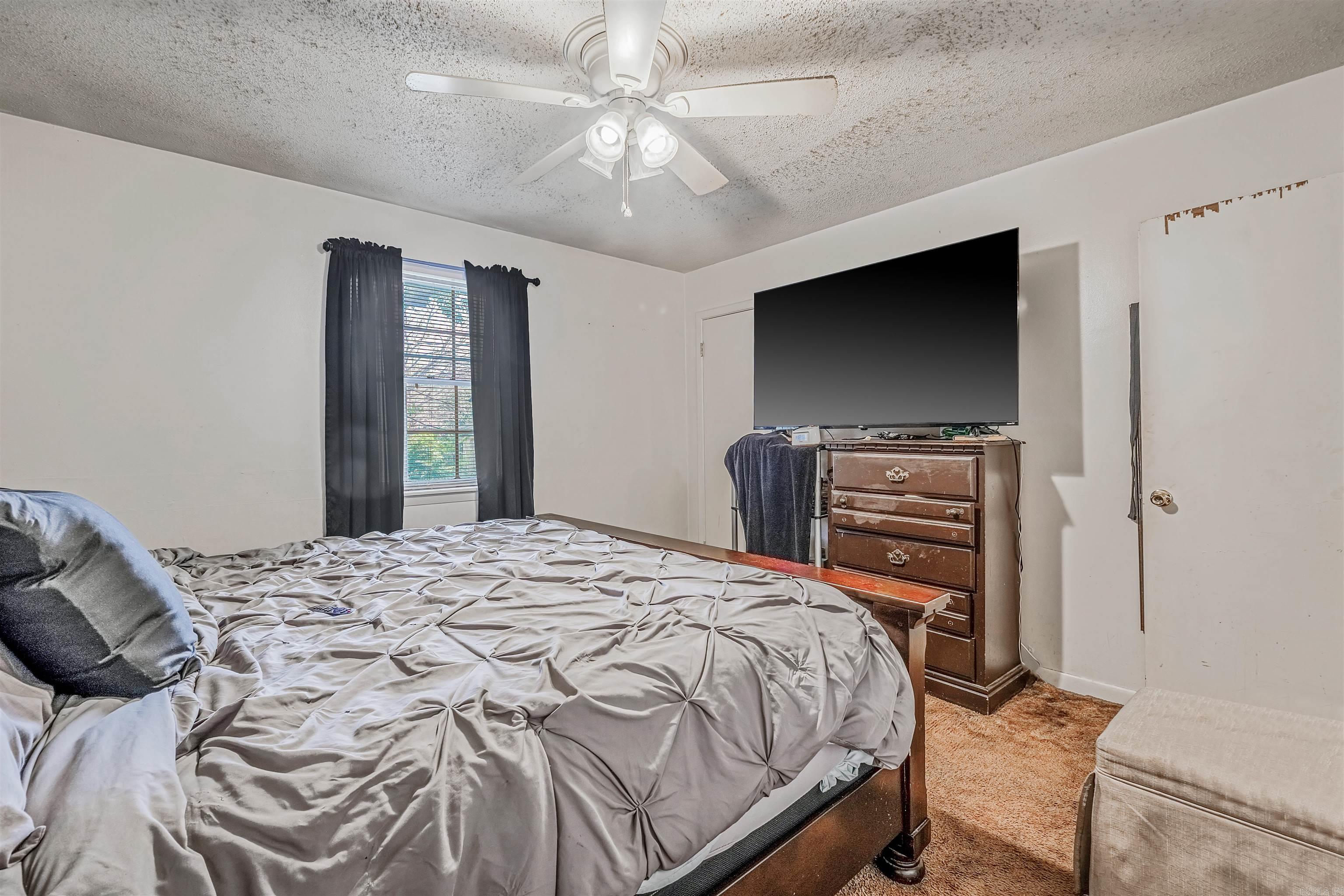 618 & 620 Newcastle Dr  Sherwood, AR