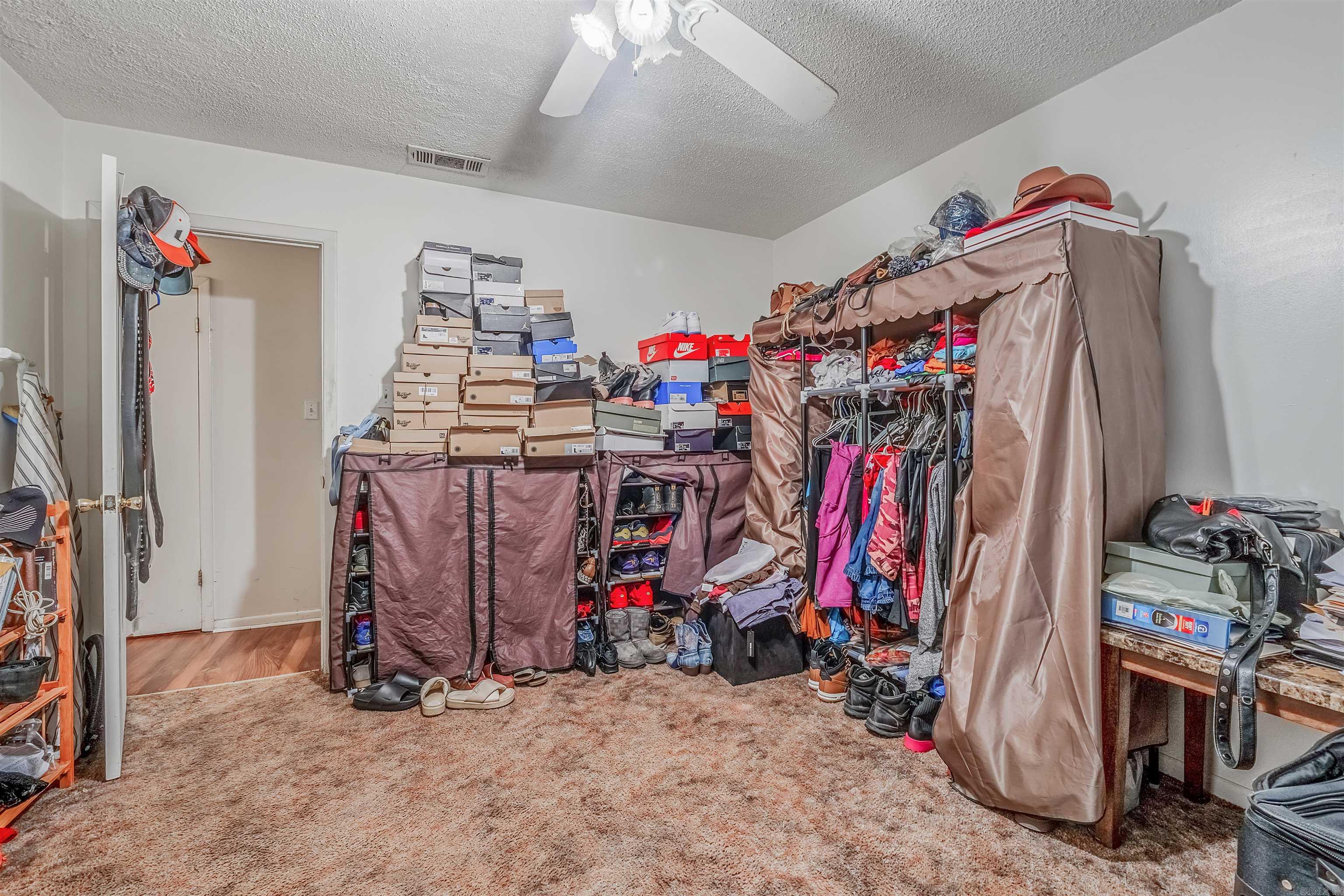 618 & 620 Newcastle Dr  Sherwood, AR