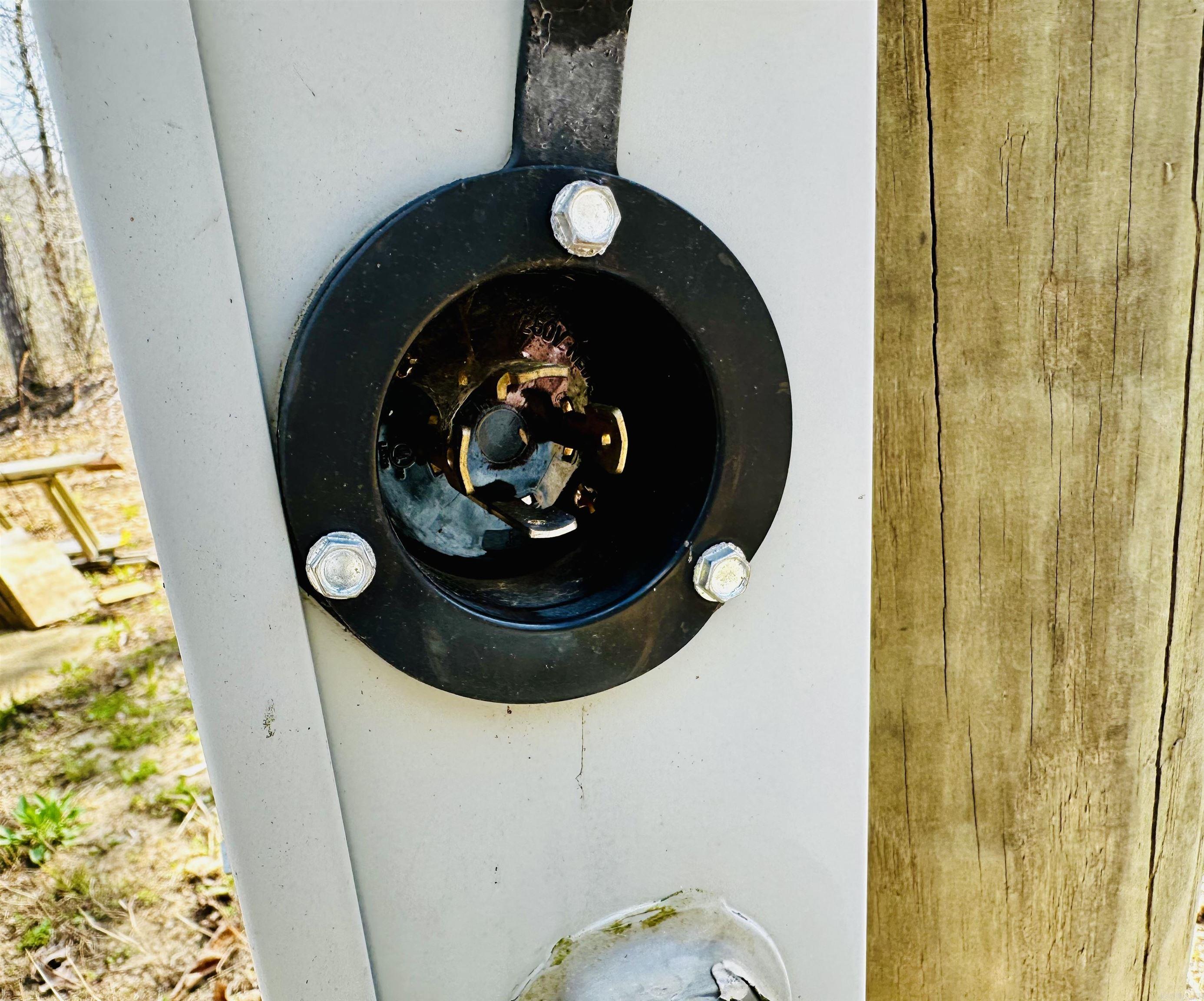 4085 Trace Ridge Rd.  Leslie, AR