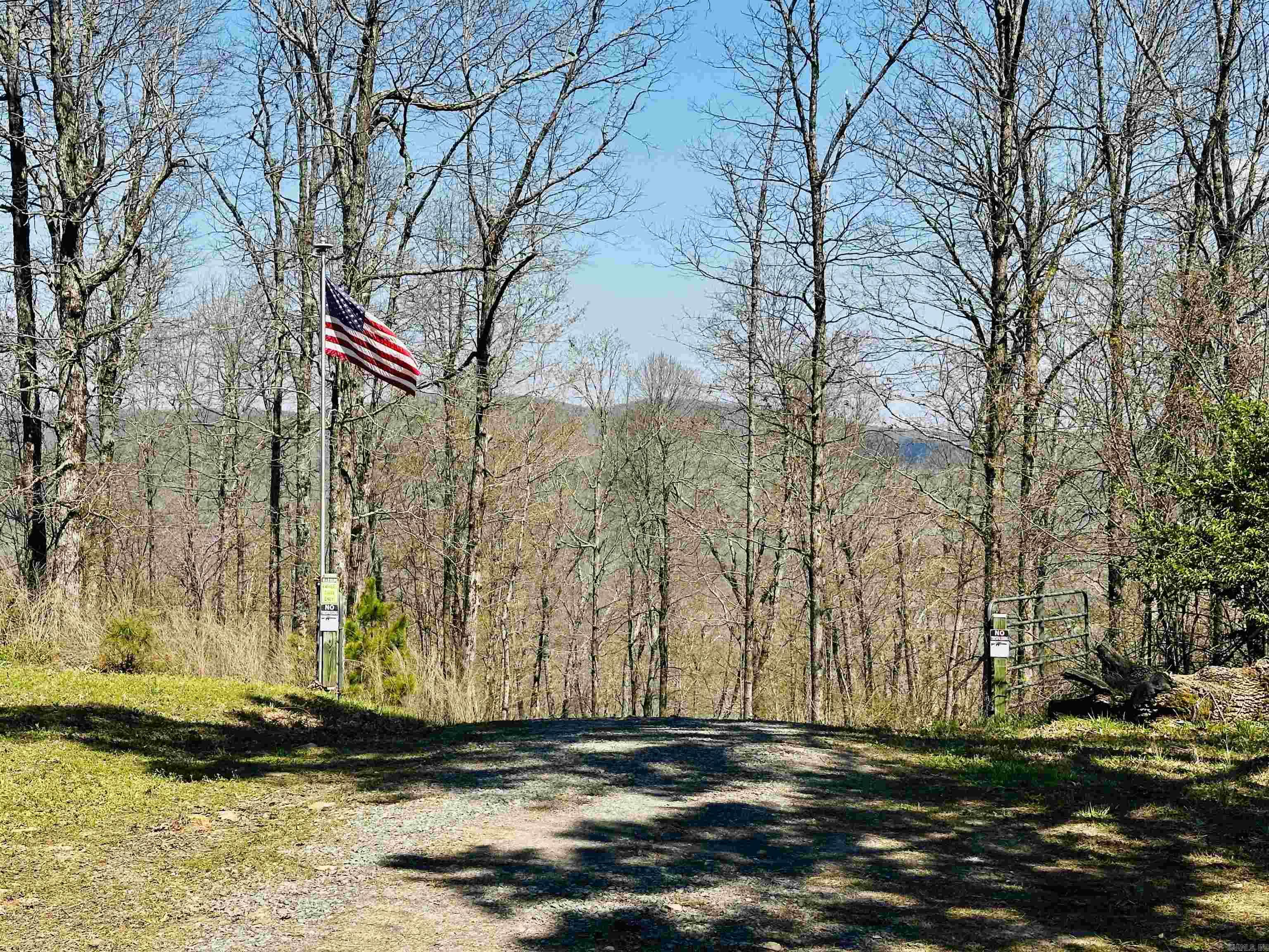 4085 Trace Ridge Rd.  Leslie, AR