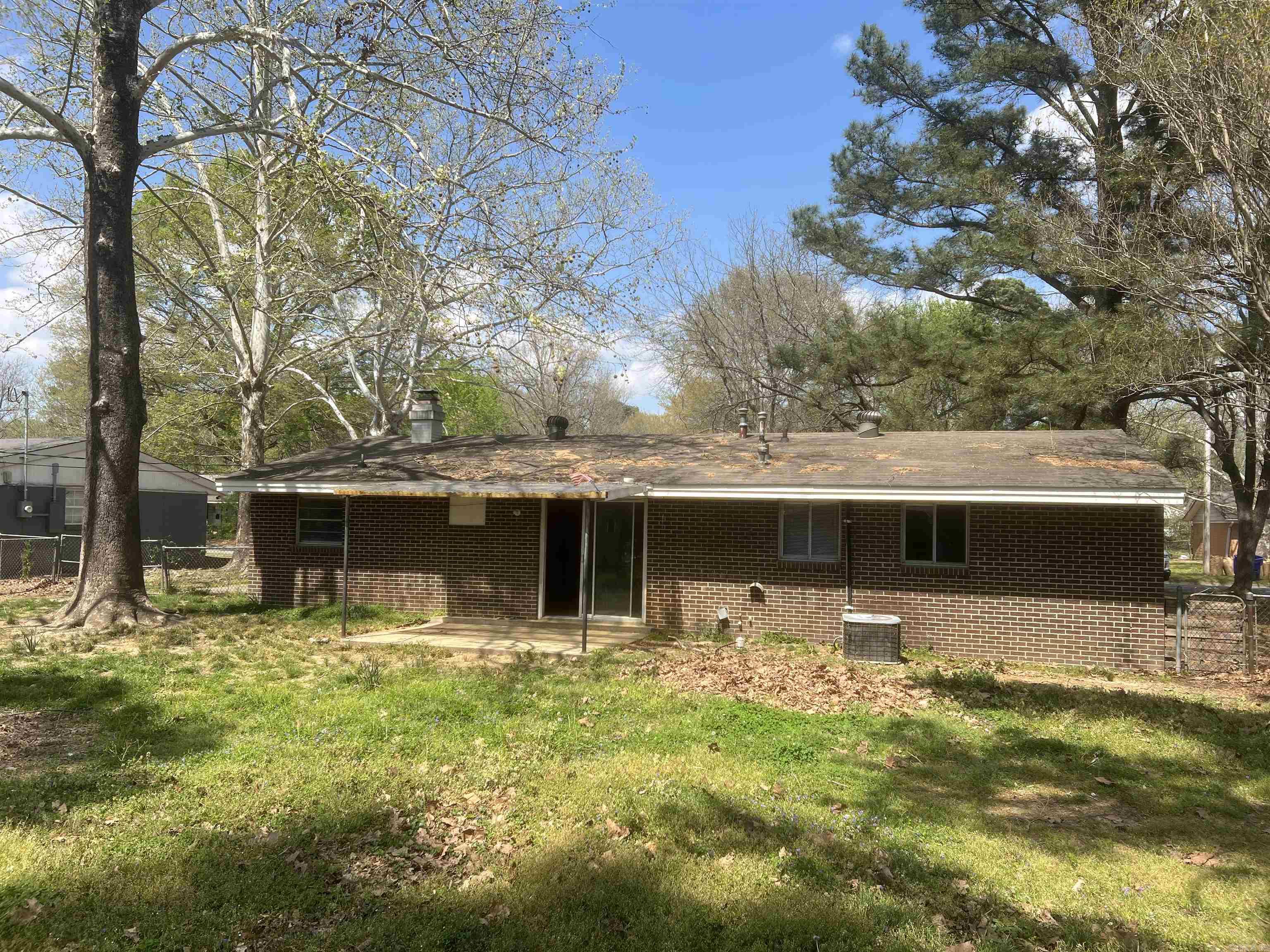 2109 Arkansas Ave  Conway, AR