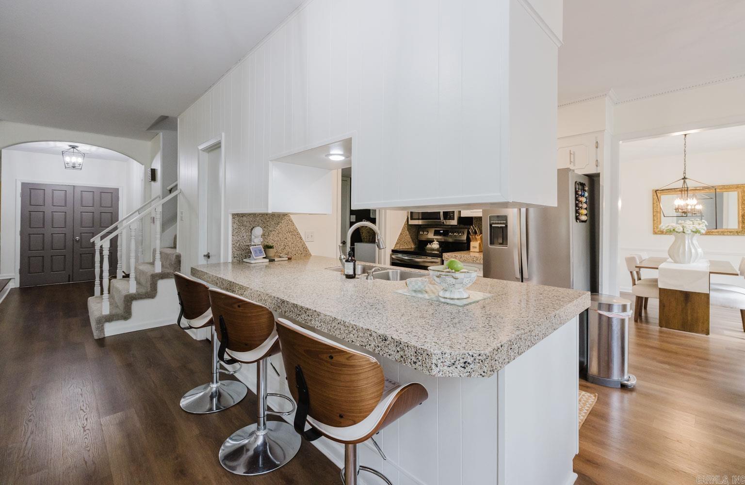 18 Shawnee Forest Cove  Little Rock, AR