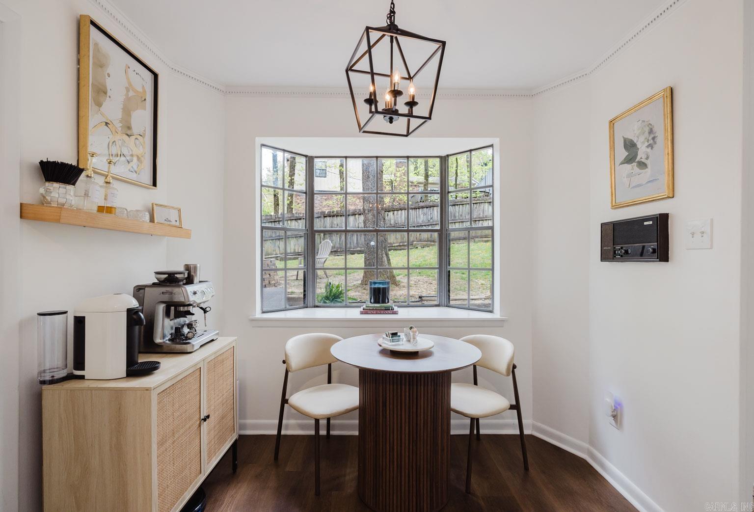 18 Shawnee Forest Cove  Little Rock, AR