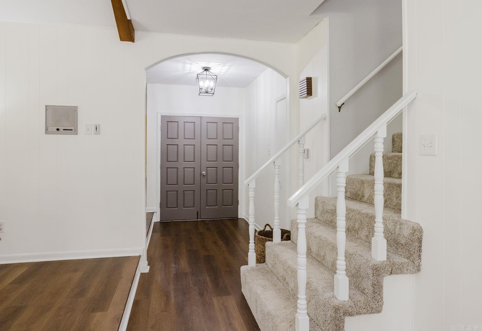 18 Shawnee Forest Cove  Little Rock, AR