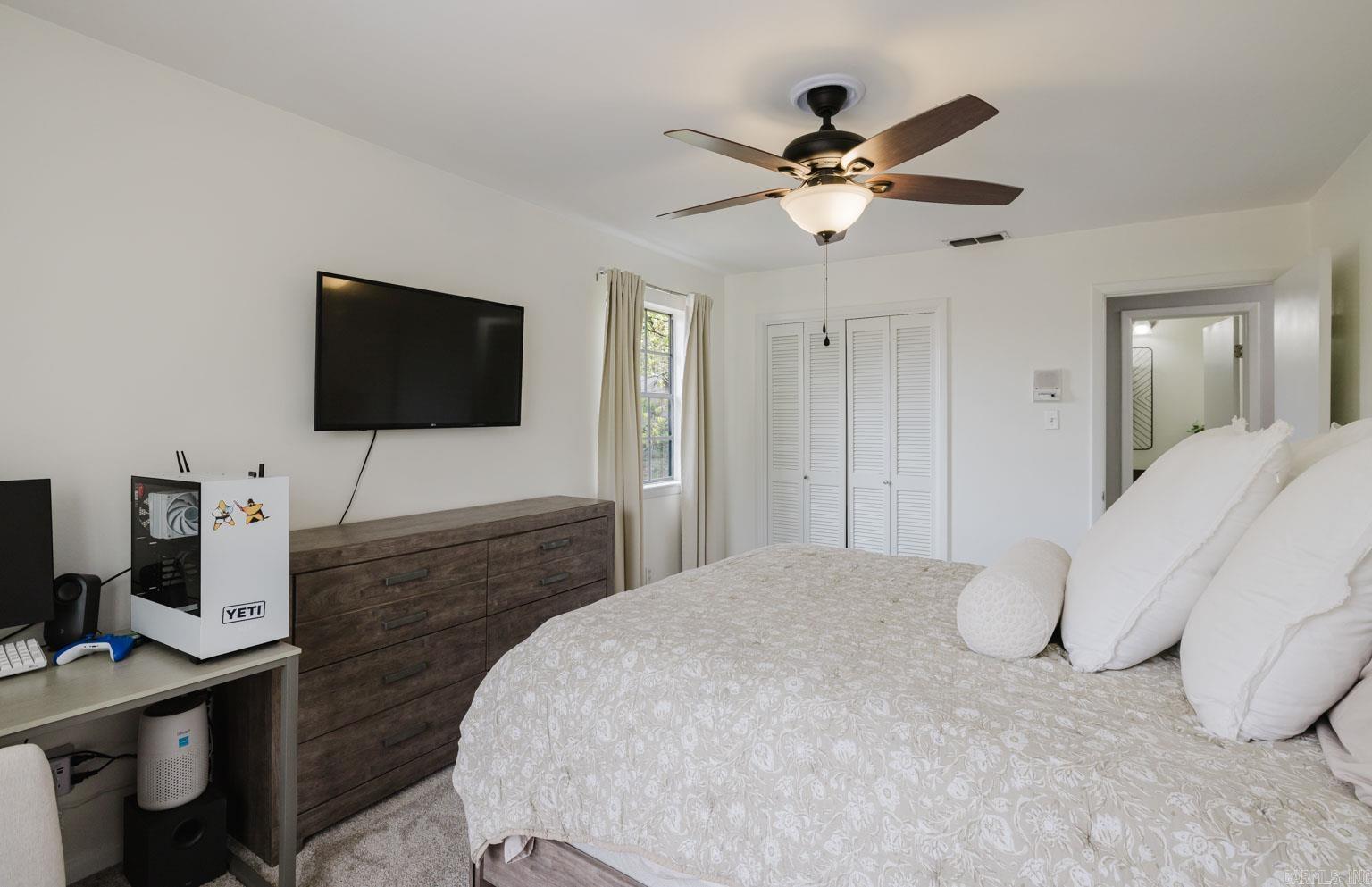 18 Shawnee Forest Cove  Little Rock, AR