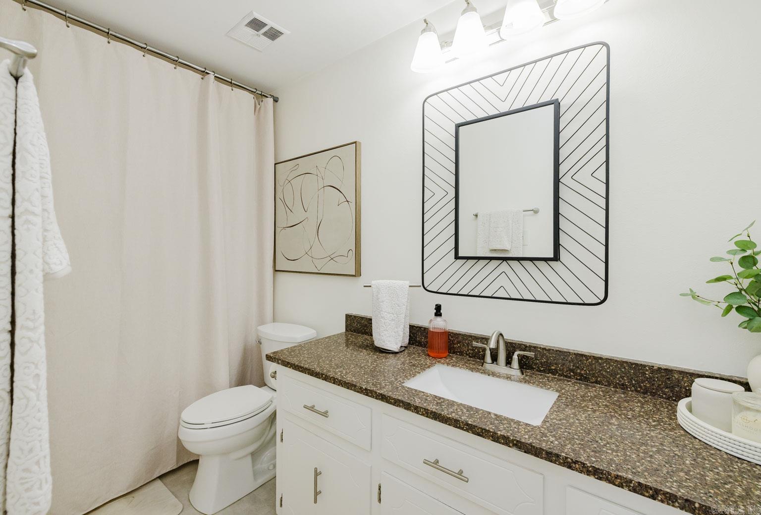 18 Shawnee Forest Cove  Little Rock, AR