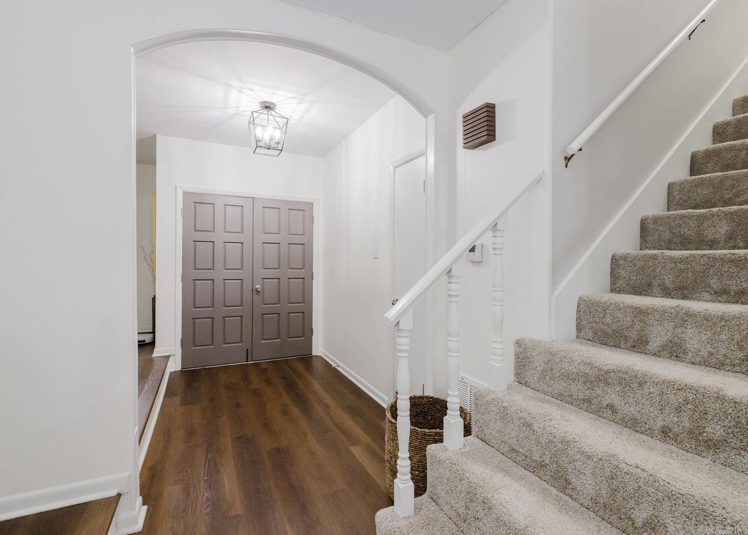 18 Shawnee Forest Cove  Little Rock, AR