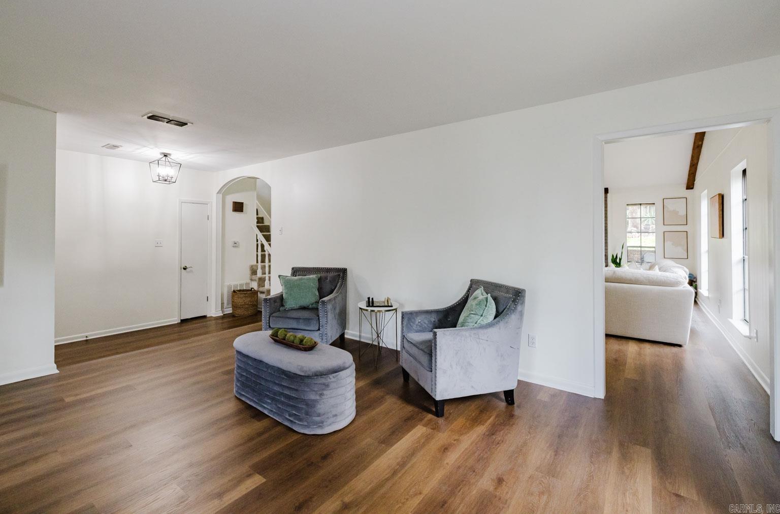 18 Shawnee Forest Cove  Little Rock, AR