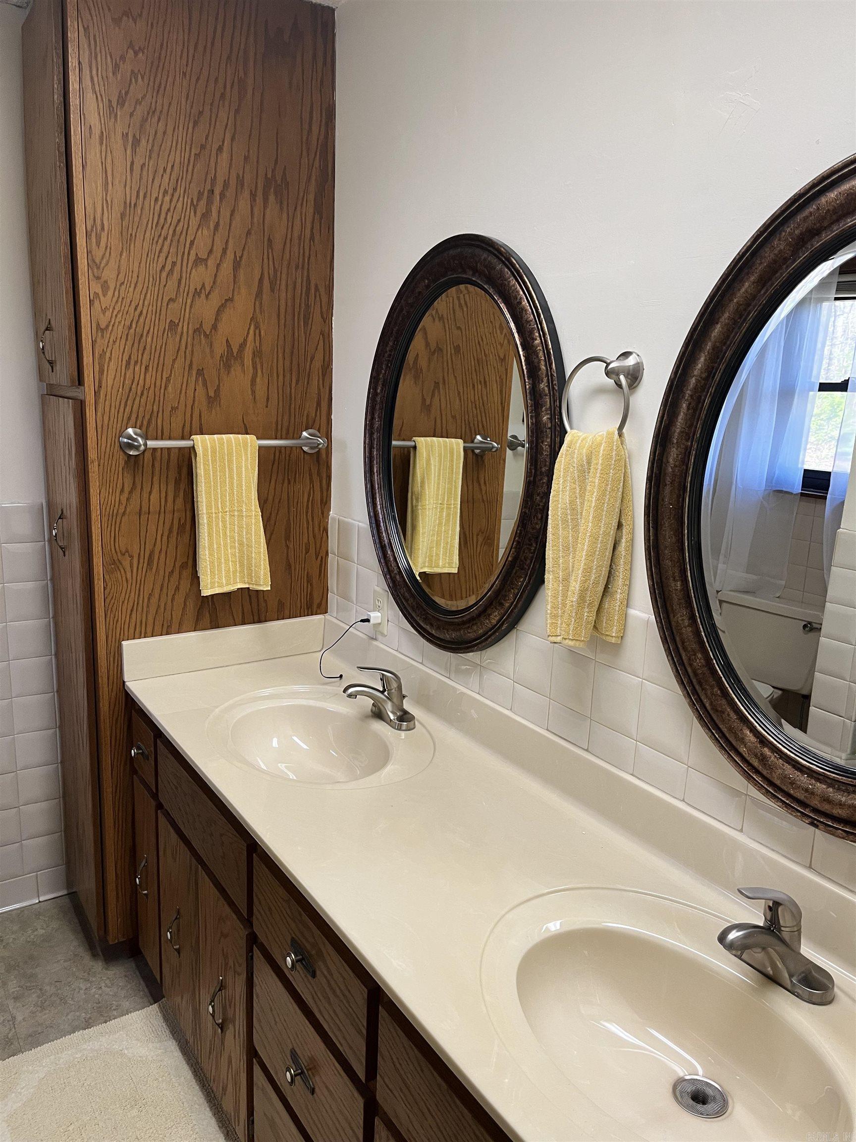 50 Linda  Tumbling Shoals, AR