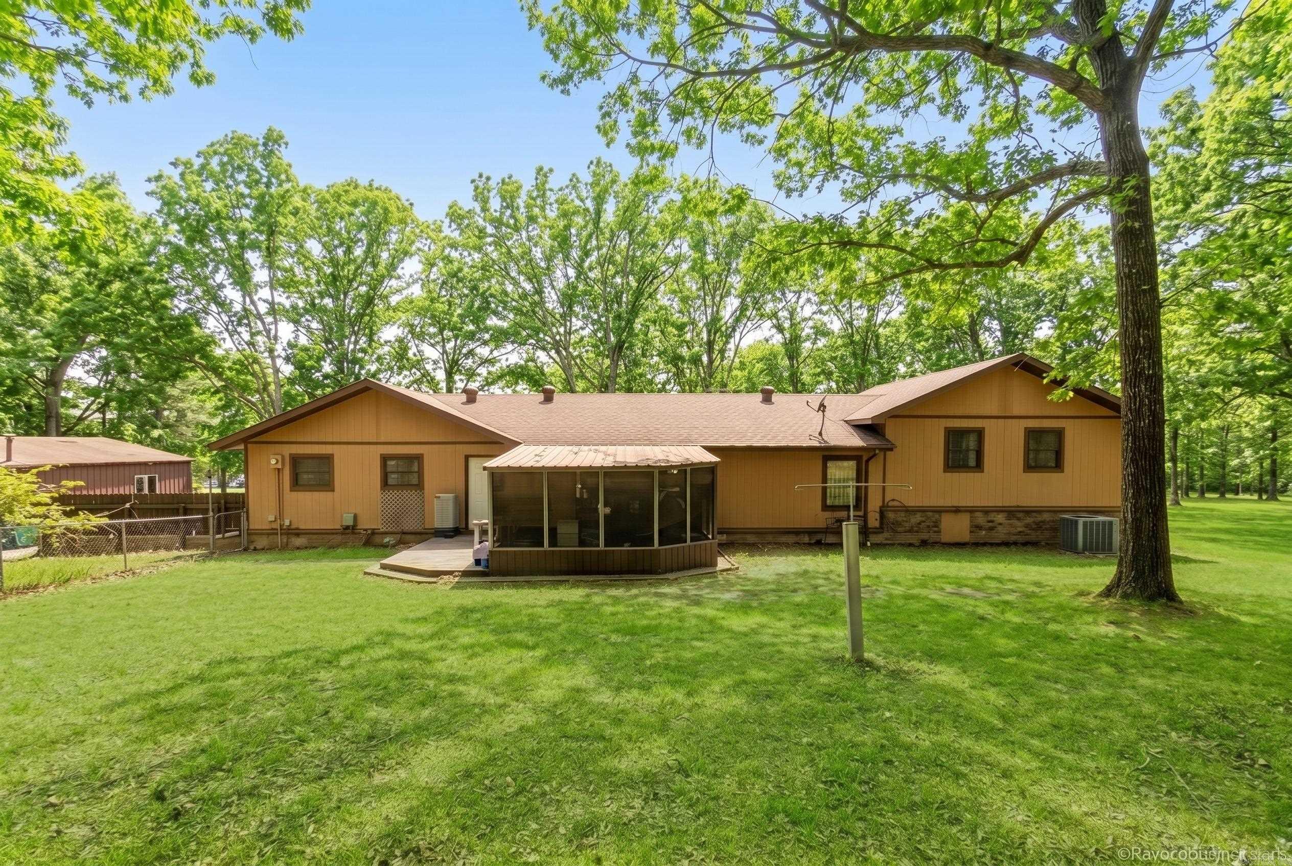 50 Linda  Tumbling Shoals, AR