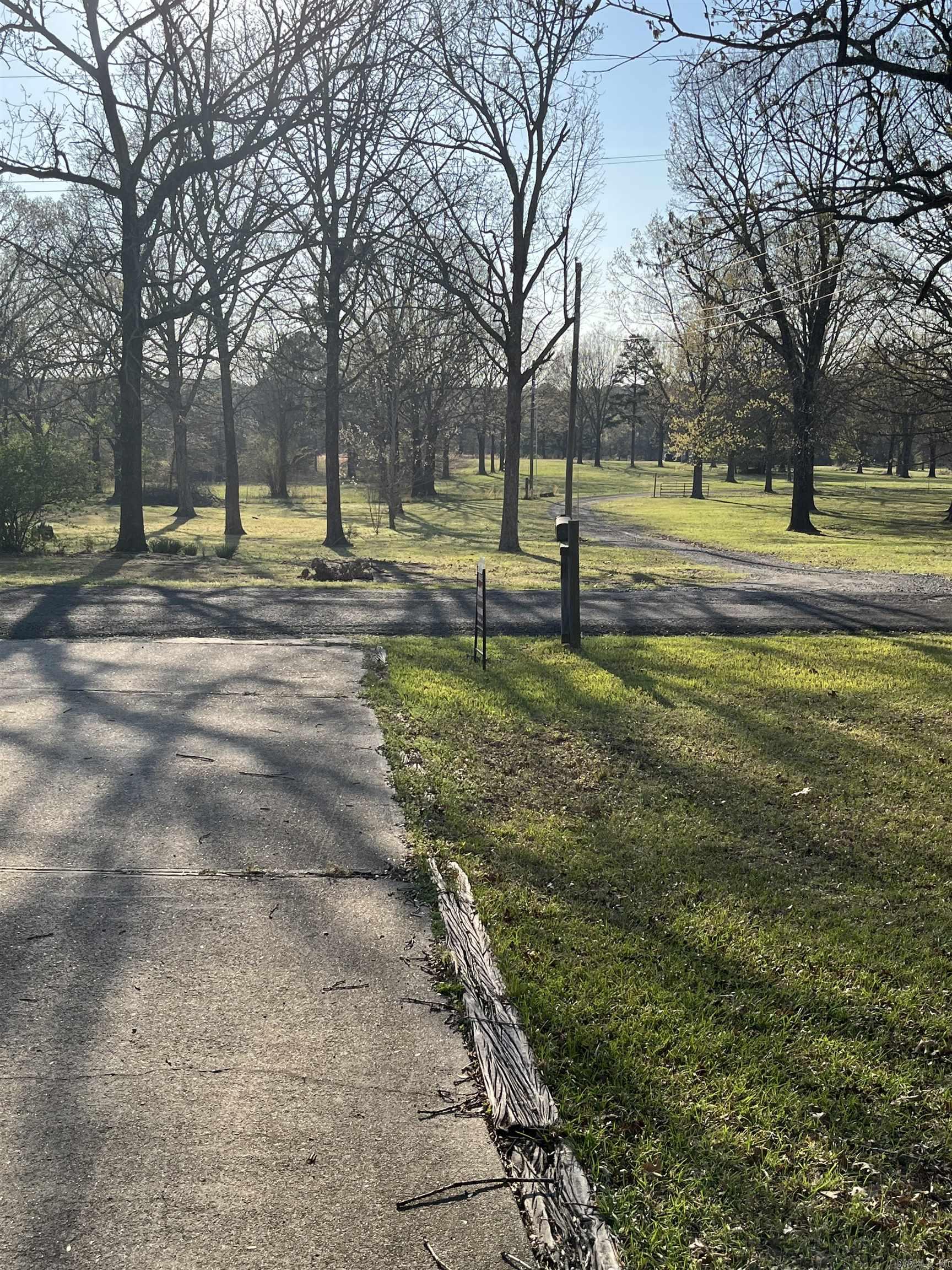 50 Linda  Tumbling Shoals, AR