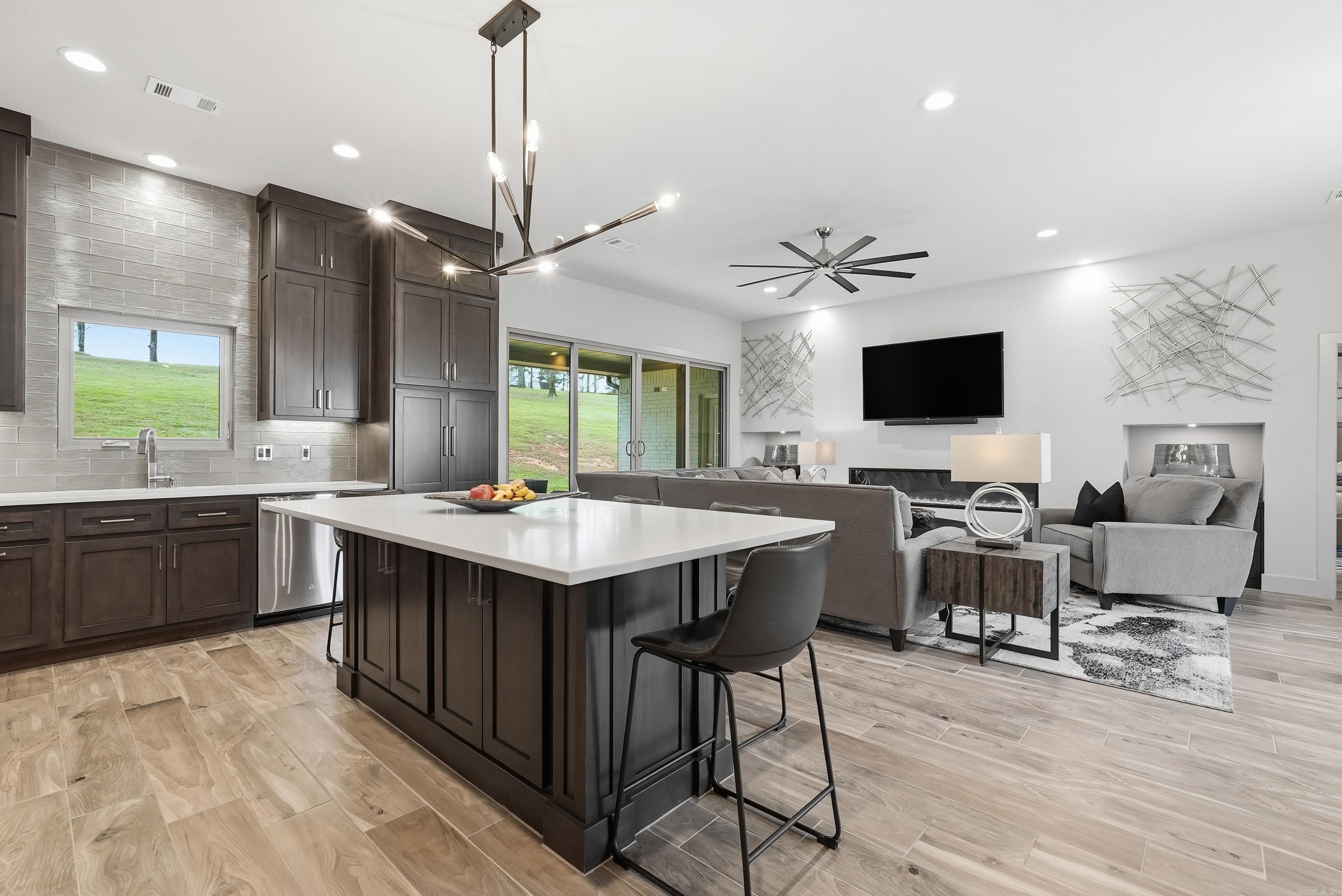 84 E Cadron Ridge  Greenbrier, AR