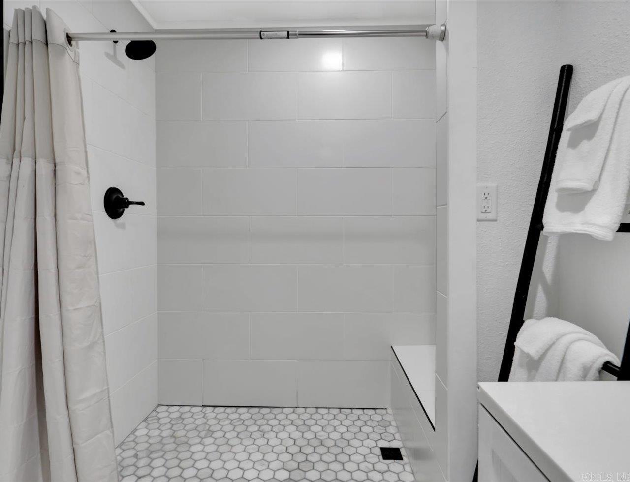 115 WESTPORT  Hot Springs, AR