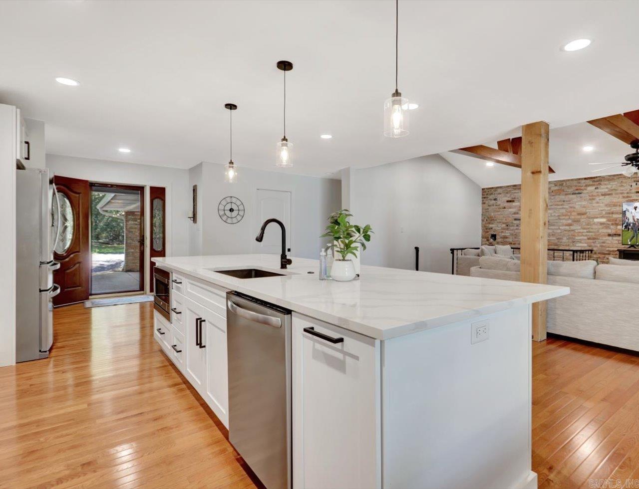 115 WESTPORT  Hot Springs, AR