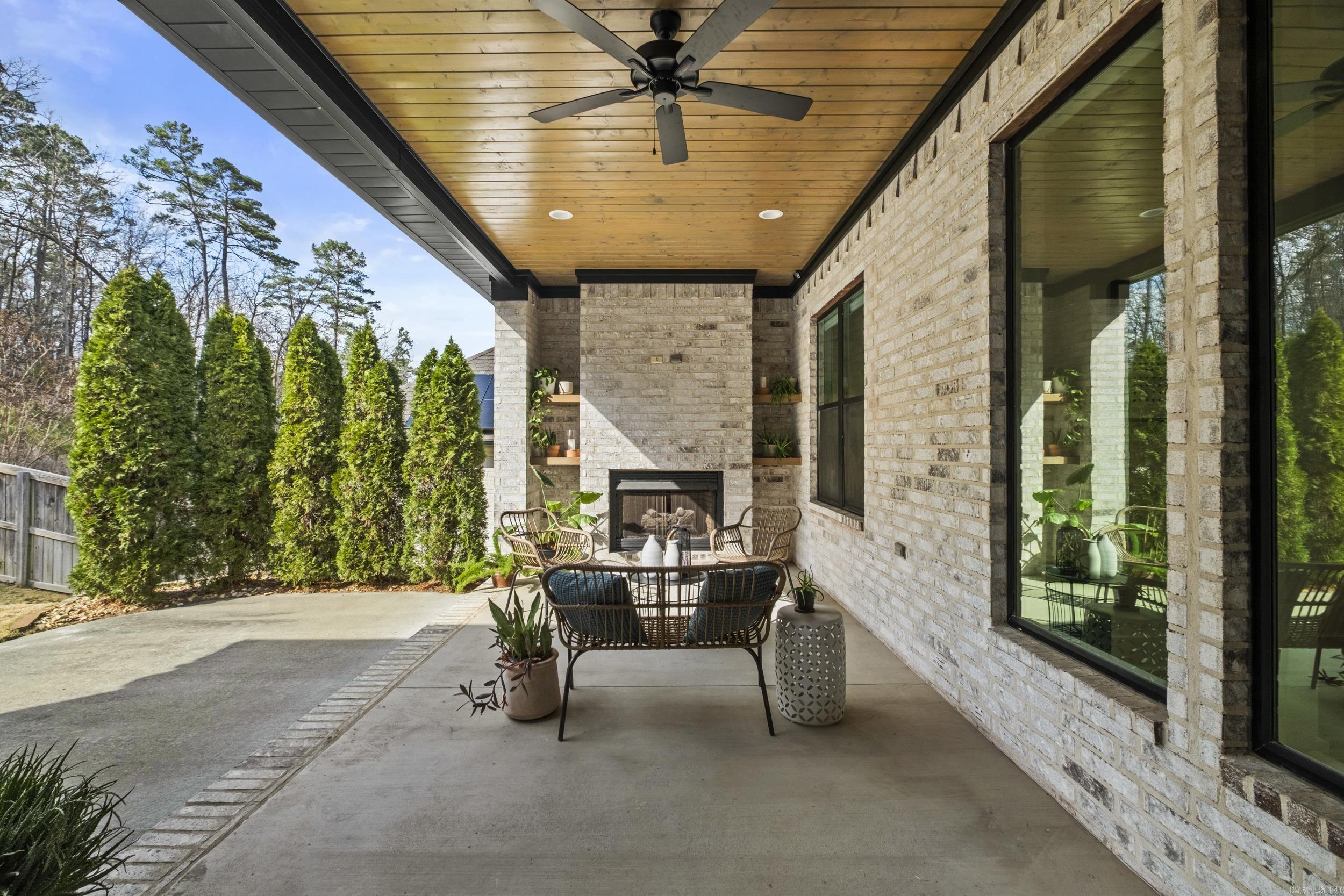 4 Tupelo  Little Rock, AR