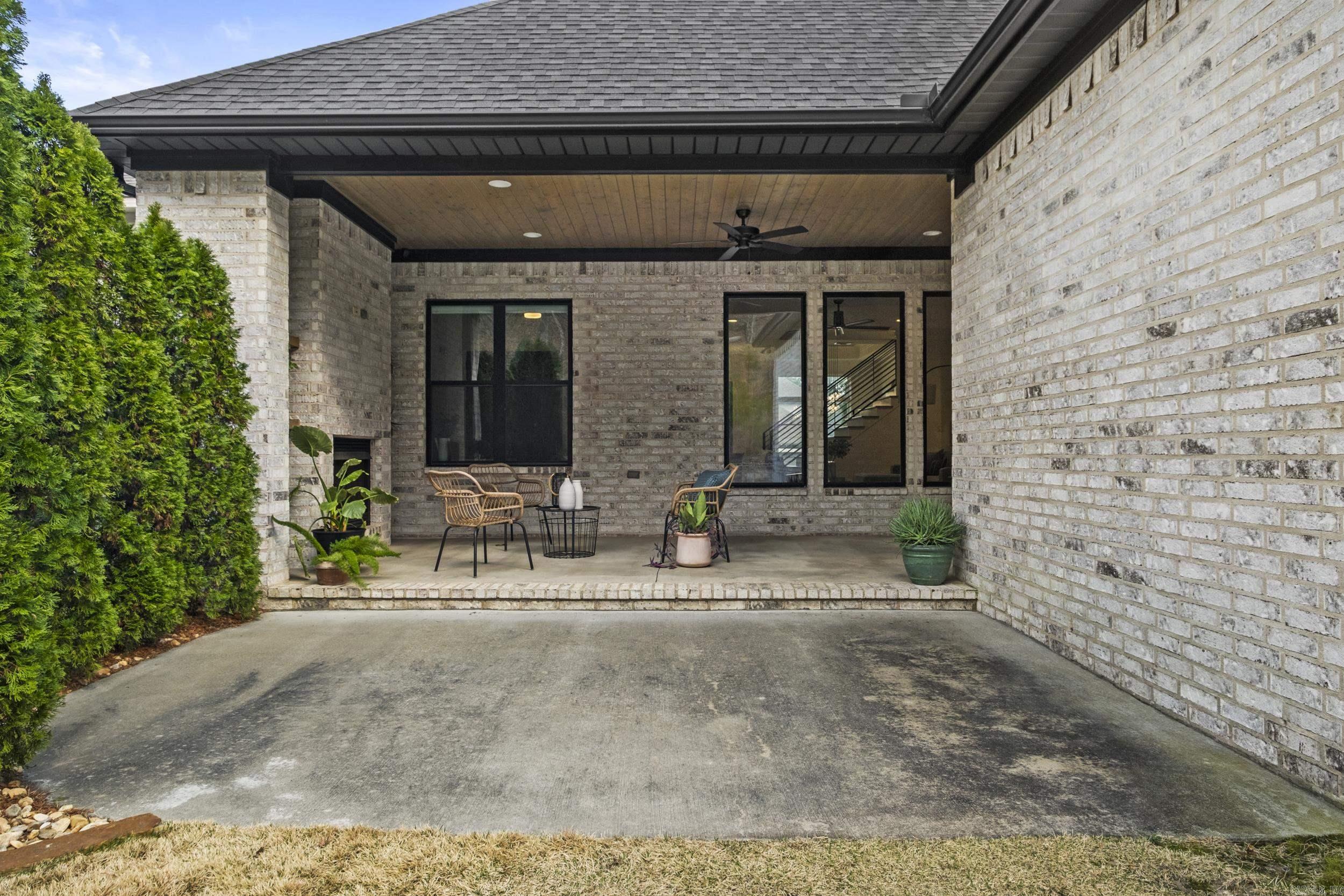 4 Tupelo  Little Rock, AR