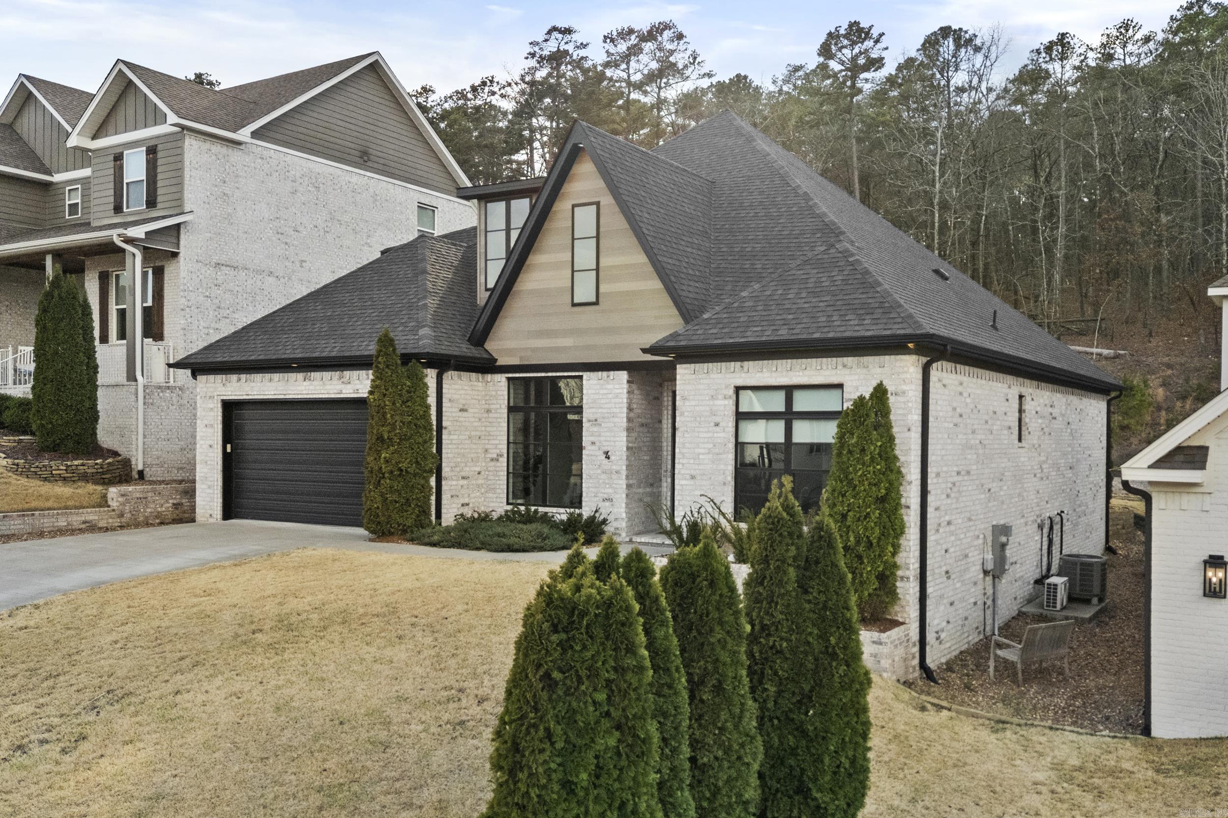 4 Tupelo  Little Rock, AR