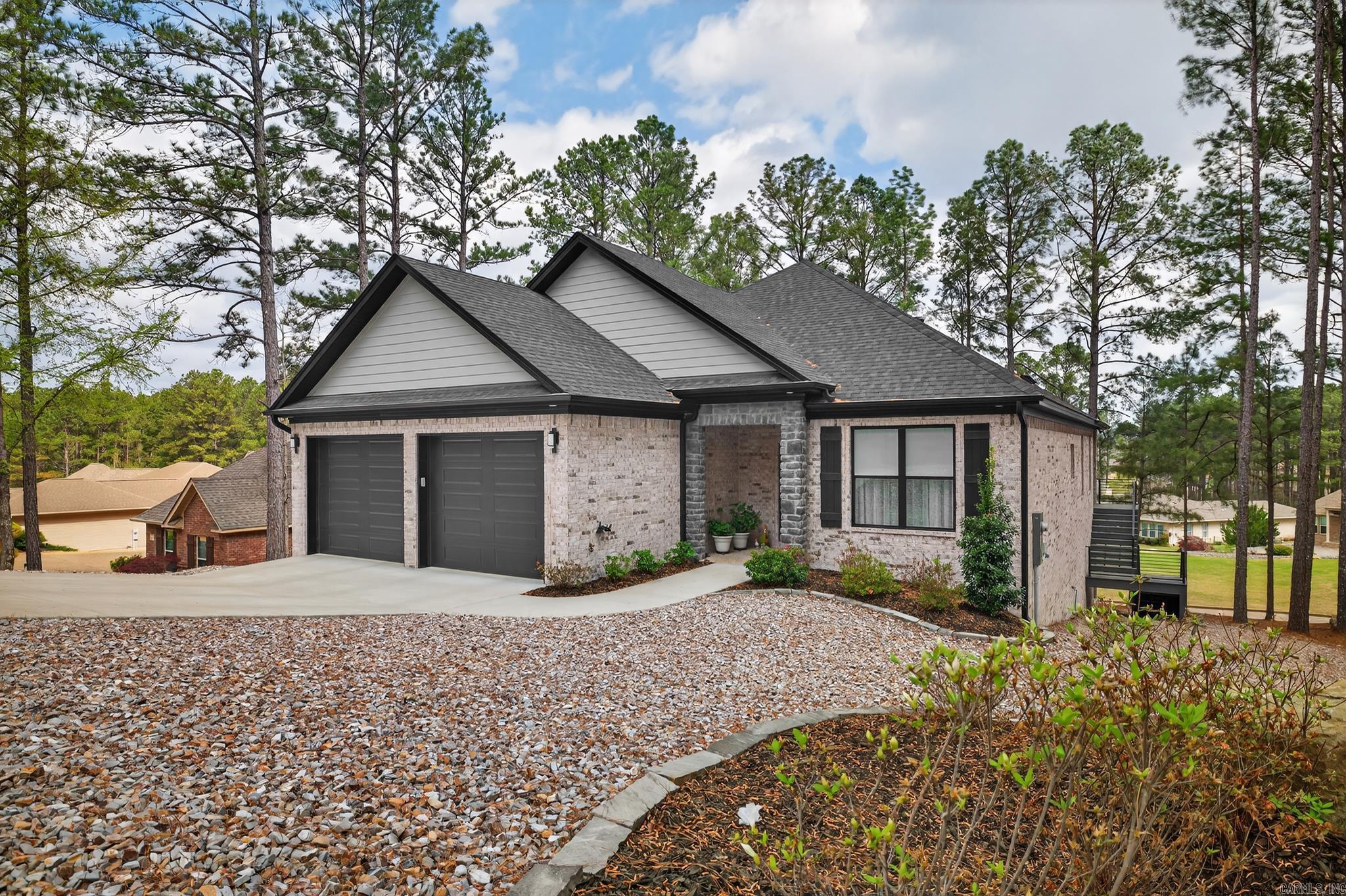 6 El Ejido Lane Hot Springs Village, AR 71909-0000